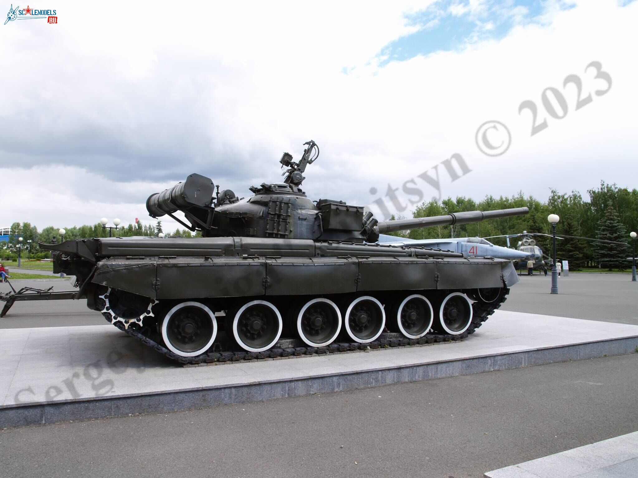 T-80_12.jpg