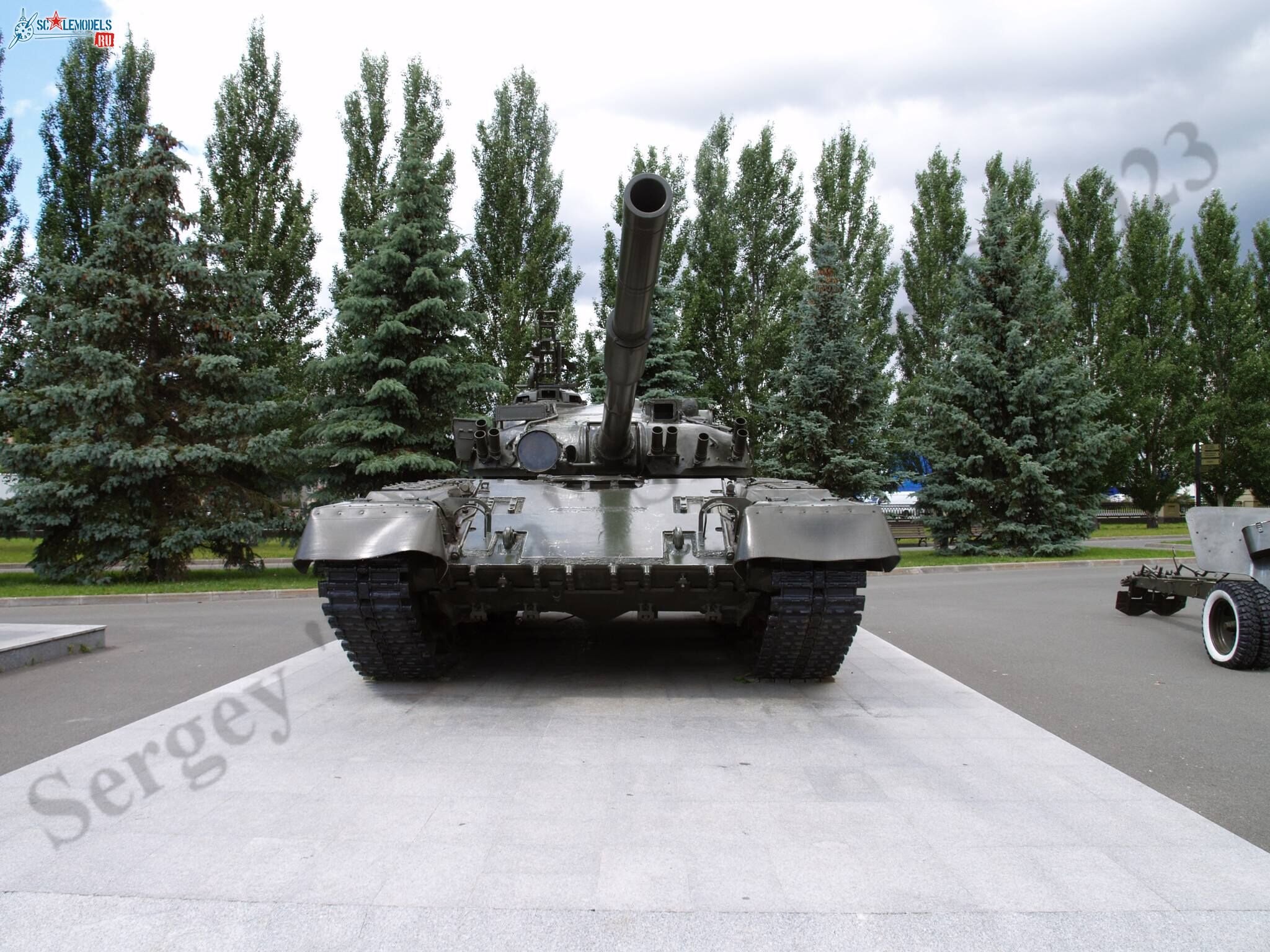 T-80_3.jpg