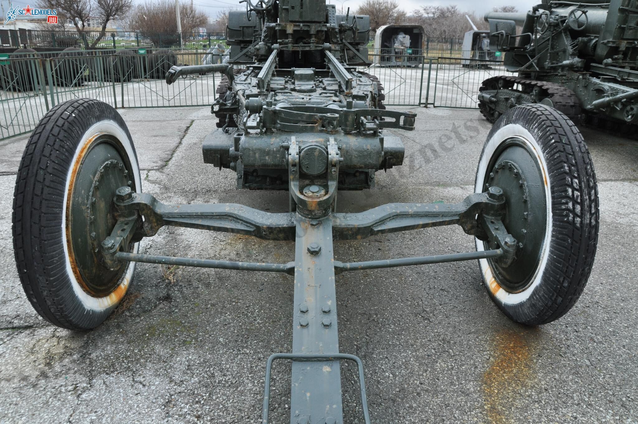 152-mm_gun_BR-1_144.jpg