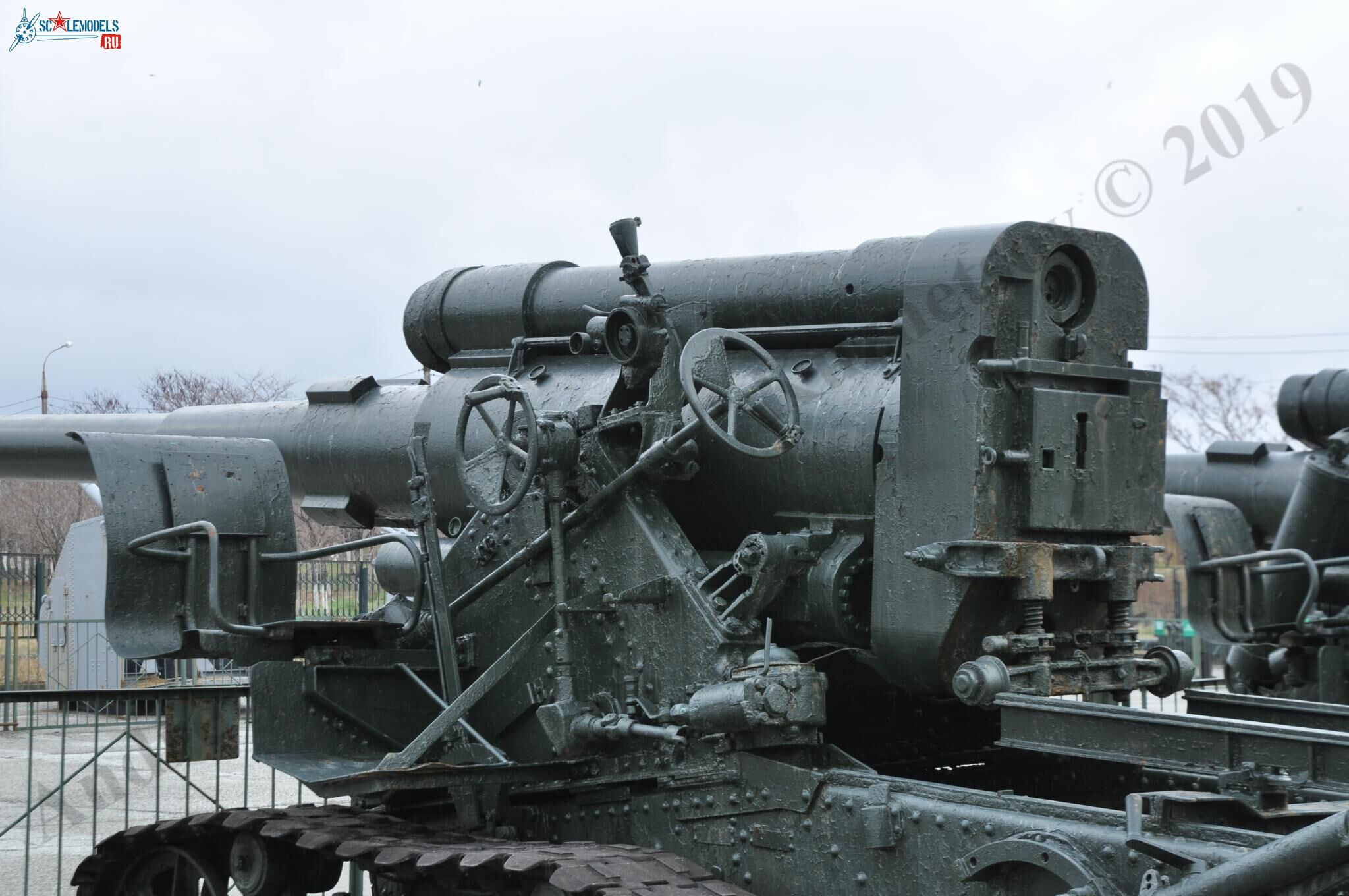 152-mm_gun_BR-1_8.jpg