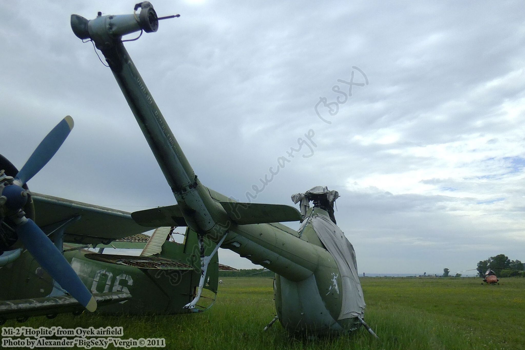 Mi-2_Oyek_001