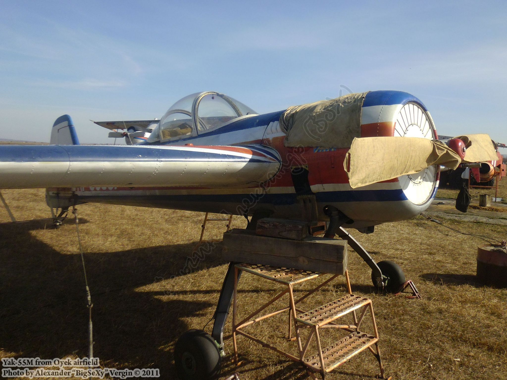 Yak-55M (RF-00907)_Oyek_103