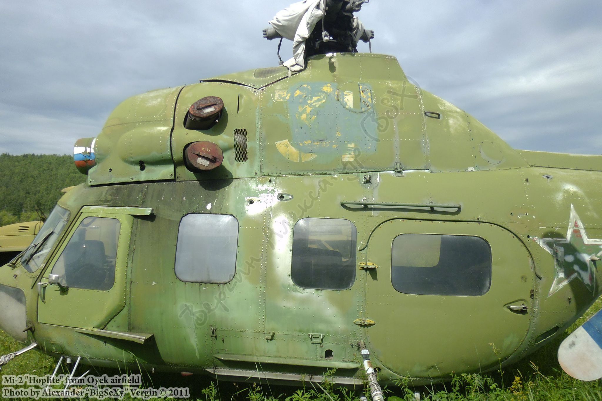 Mi-2 (RA-00960)_Oyek_018