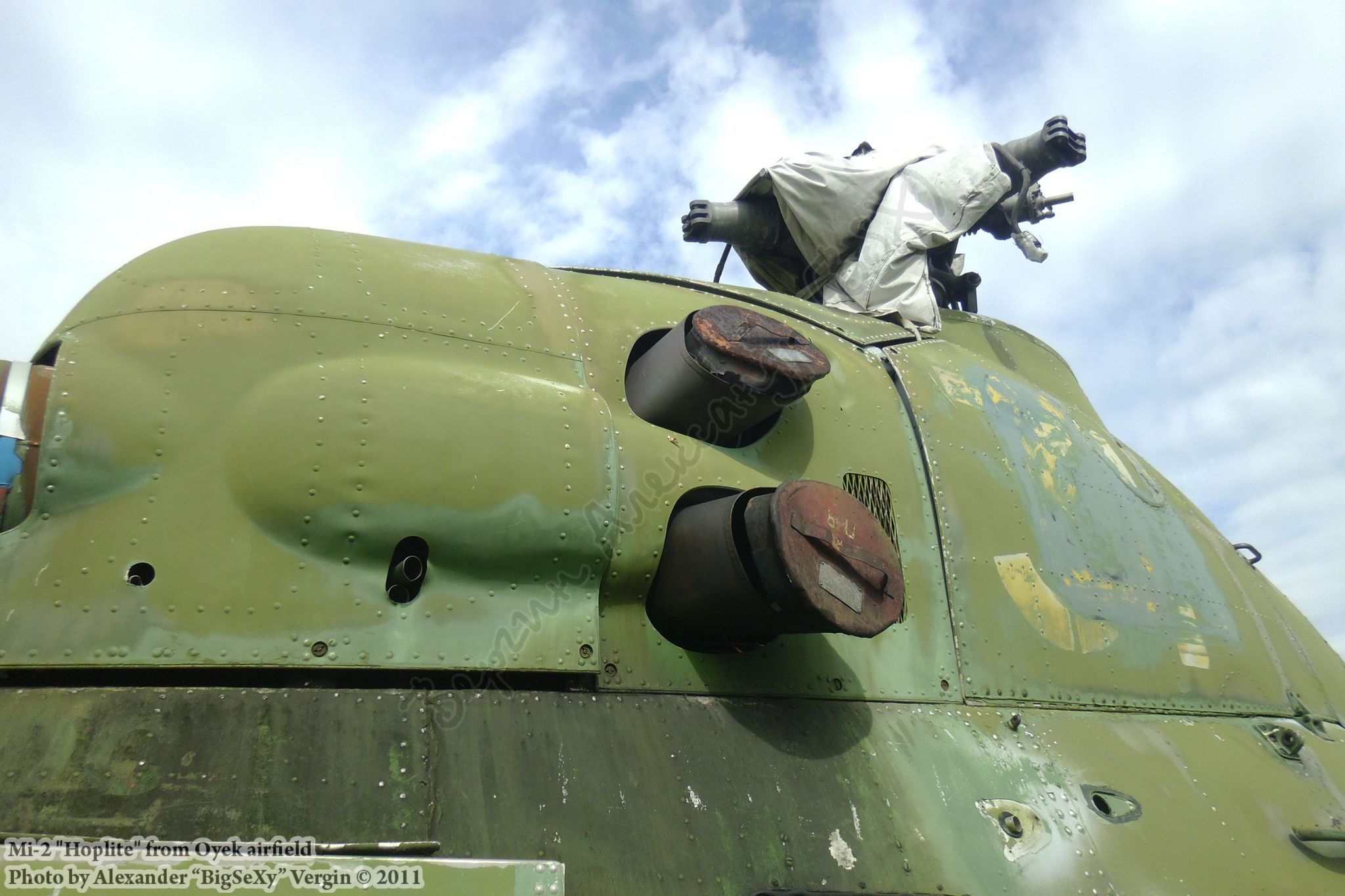 Mi-2 (RA-00960)_Oyek_042