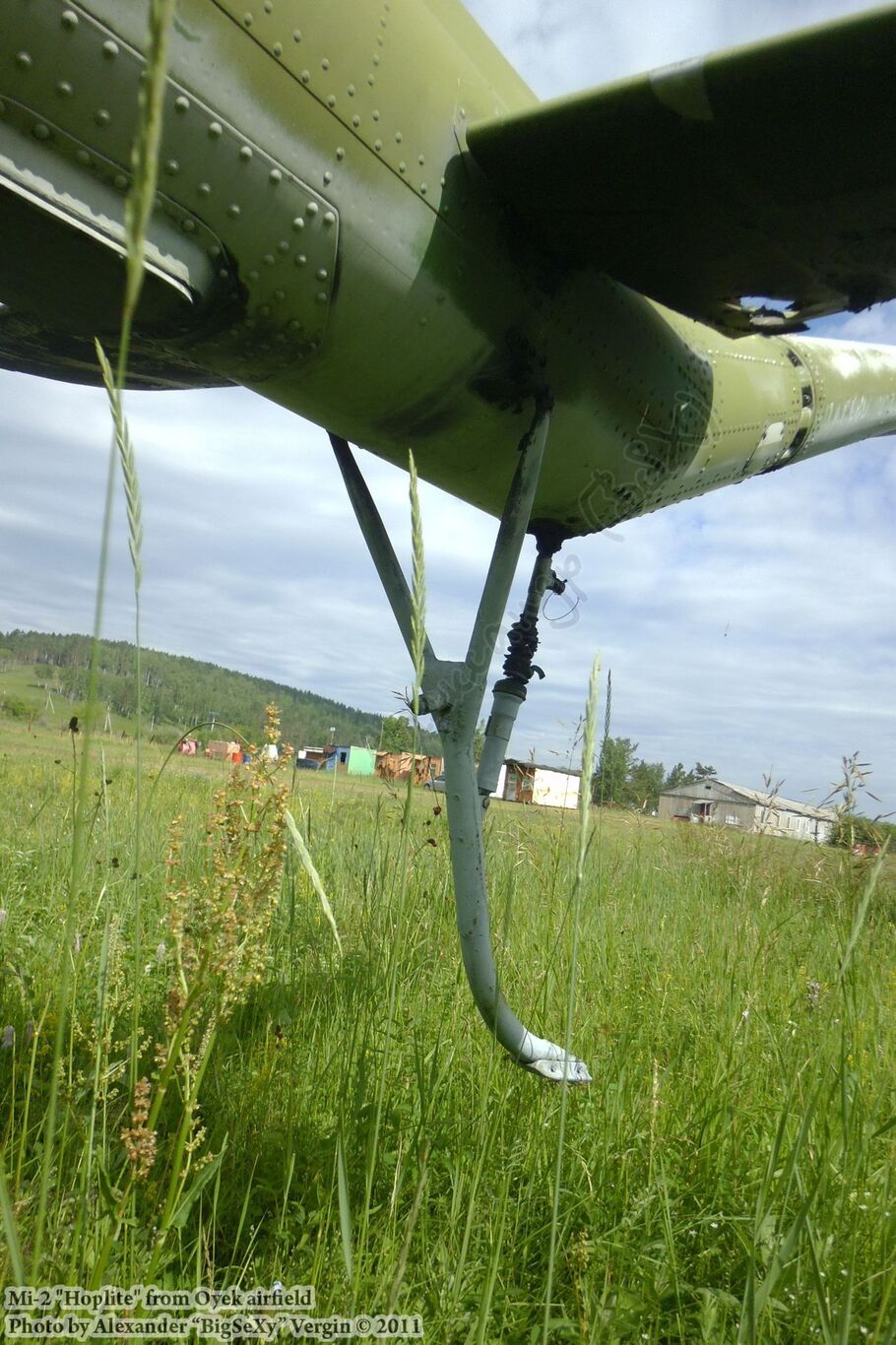 Mi-2 (RA-00960)_Oyek_060