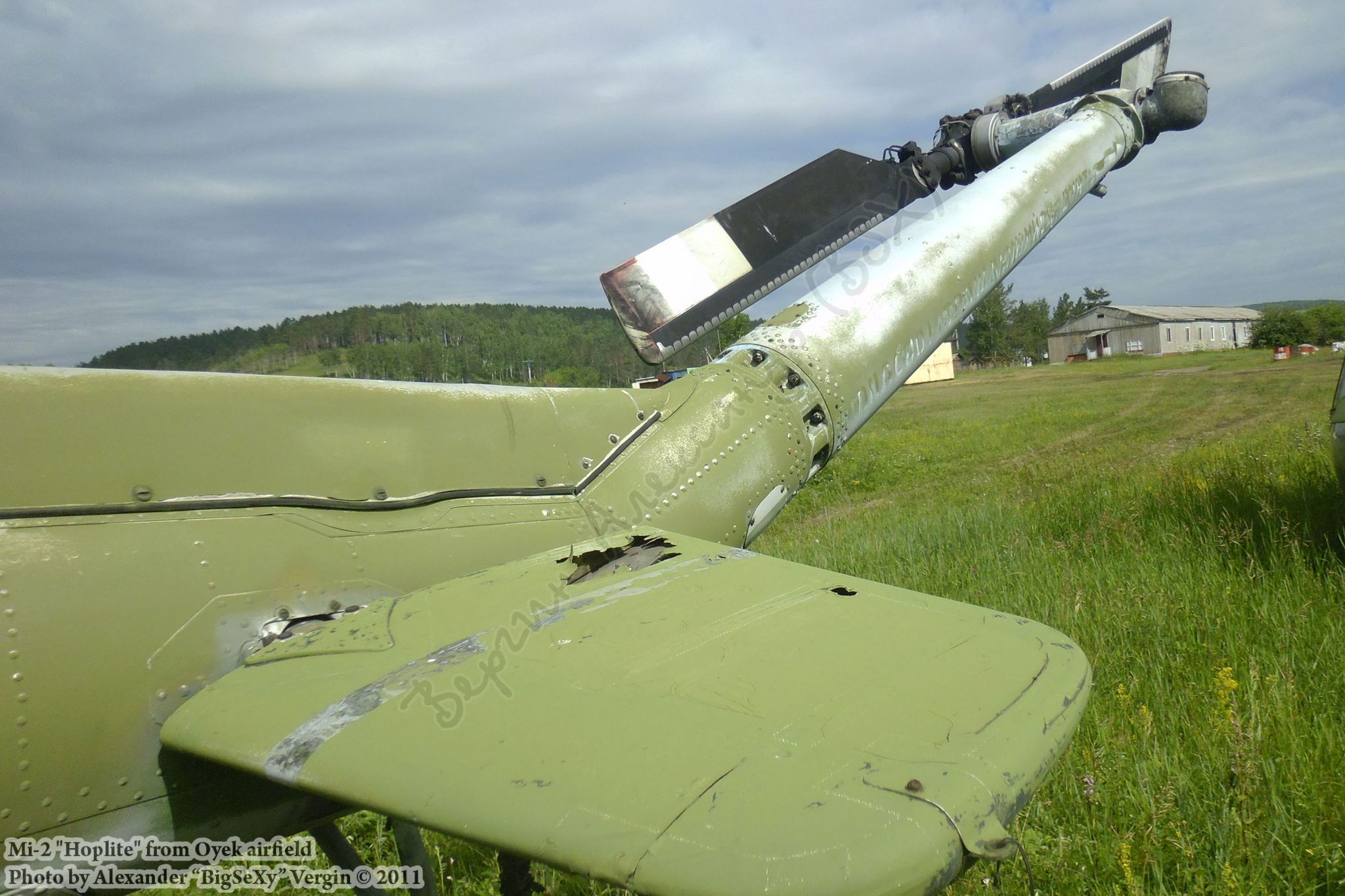 Mi-2 (RA-00960)_Oyek_062