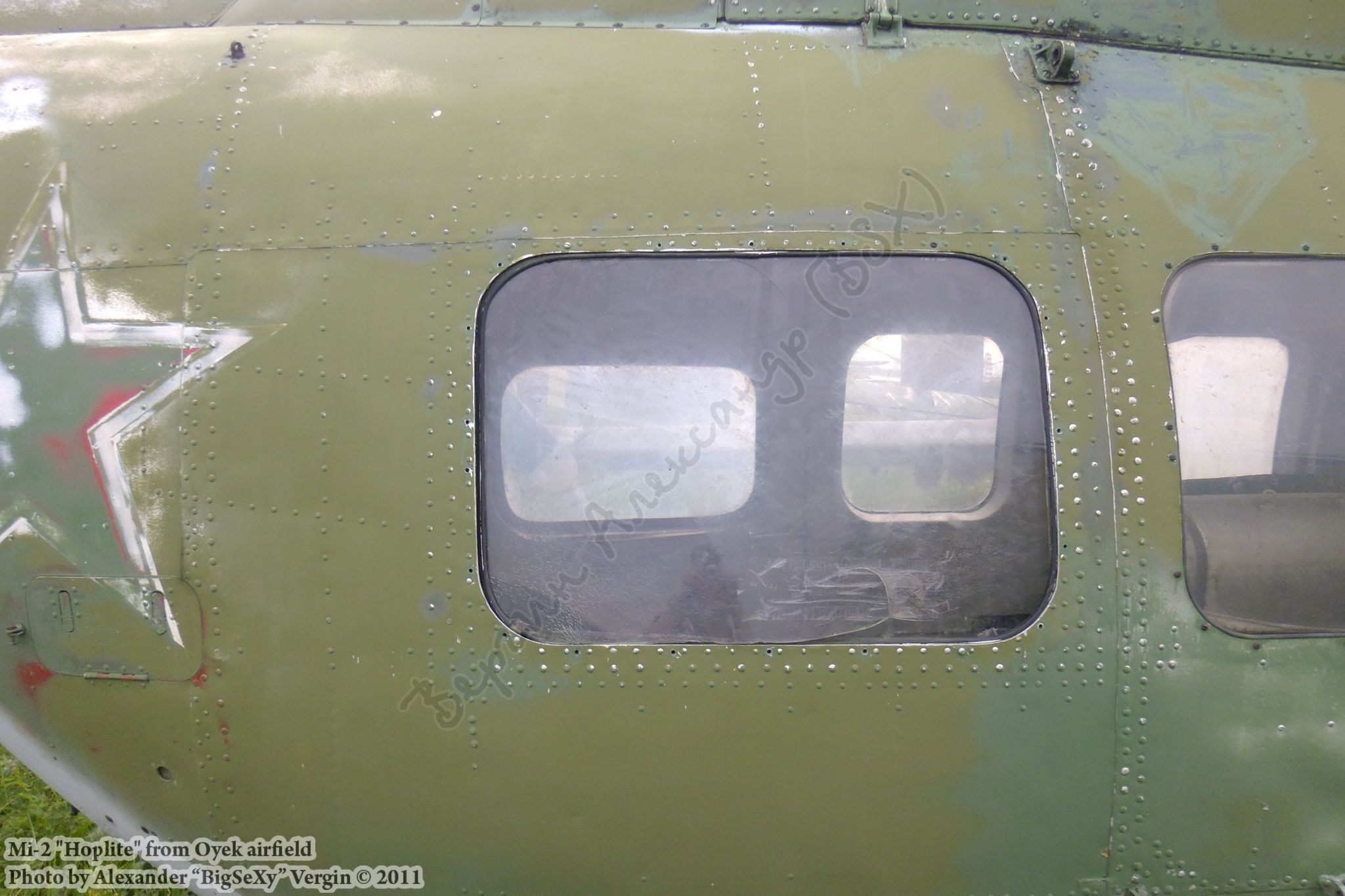 Mi-2 (RA-00960)_Oyek_076