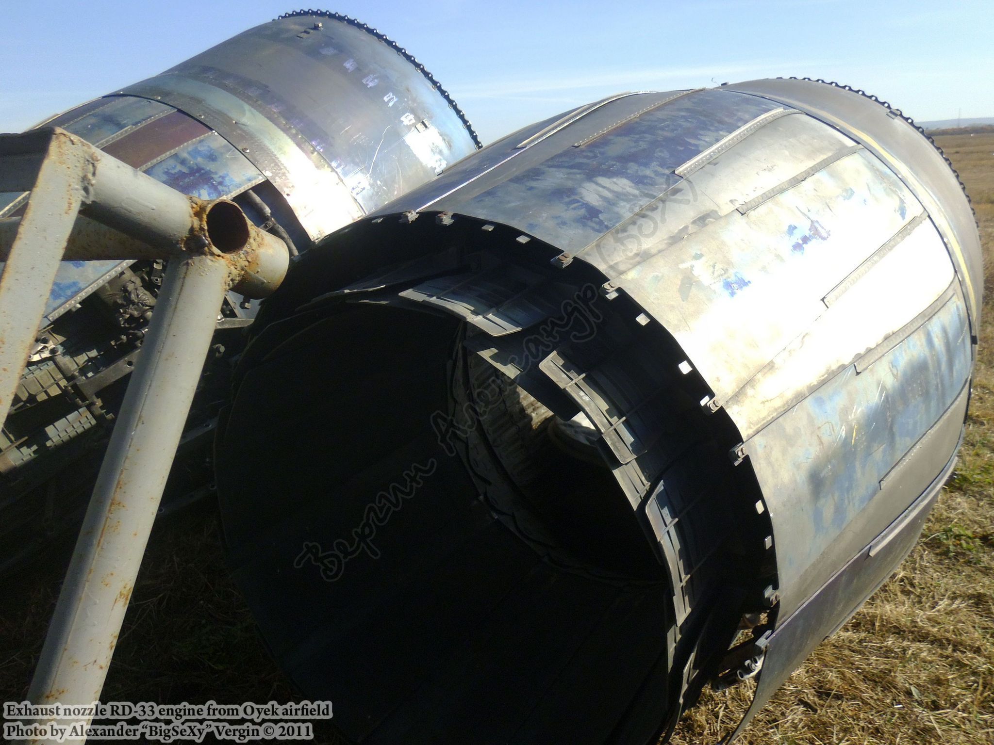 Exhaust nozzle RD-33 engine_Oyek_015