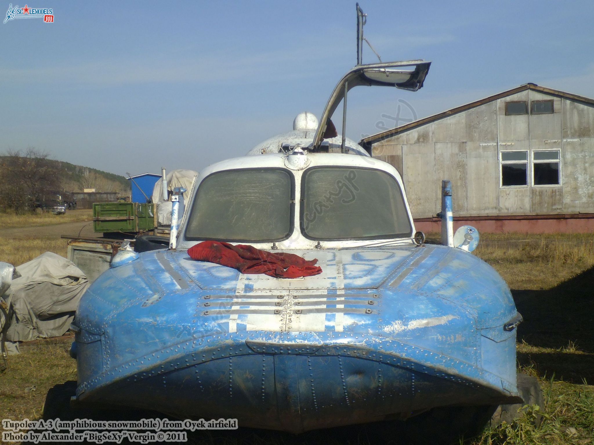 Tupolev A-3 (amphibious snowmobile)_Oyek_001