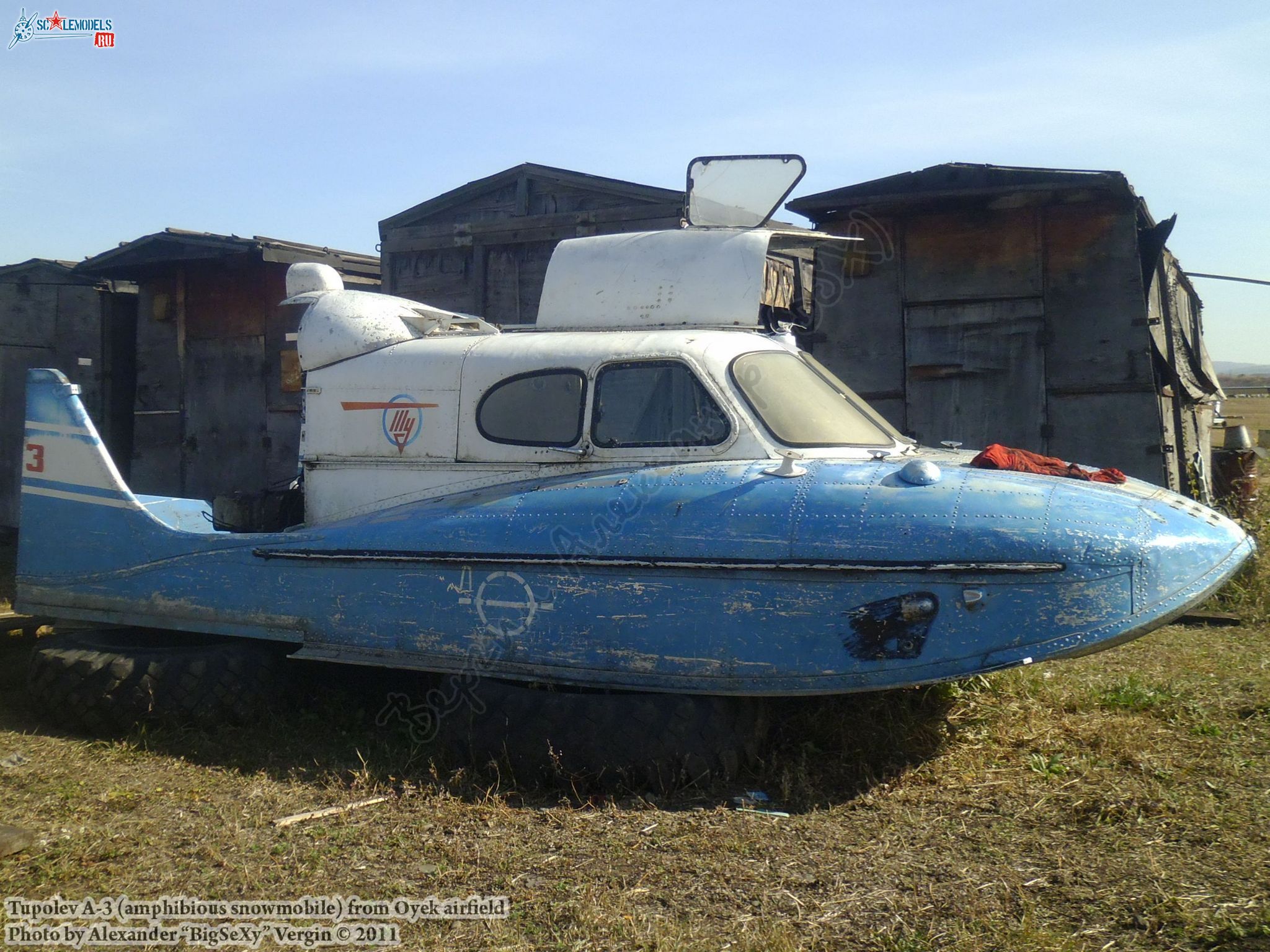 Tupolev A-3 (amphibious snowmobile)_Oyek_003