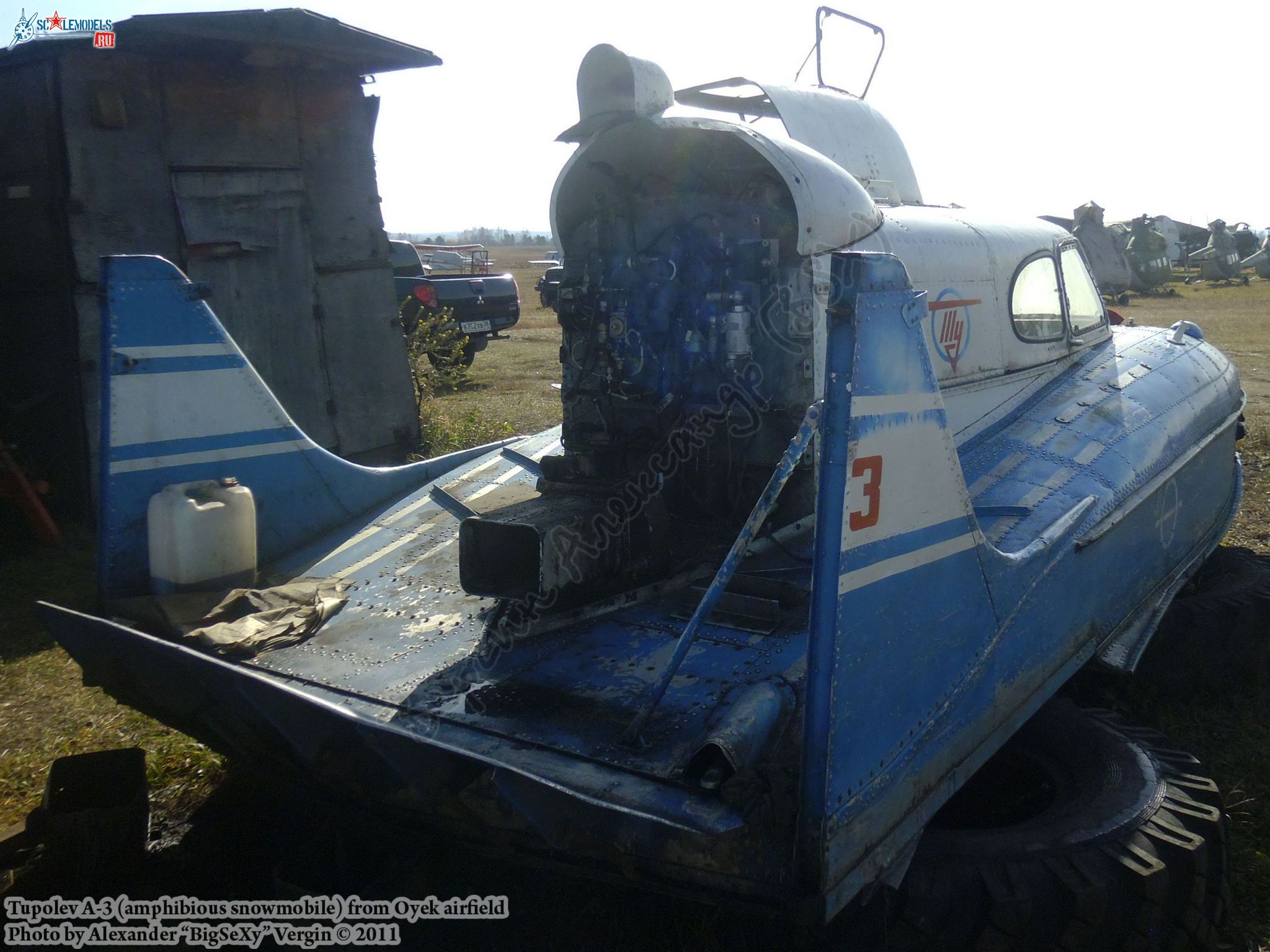 Tupolev A-3 (amphibious snowmobile)_Oyek_007