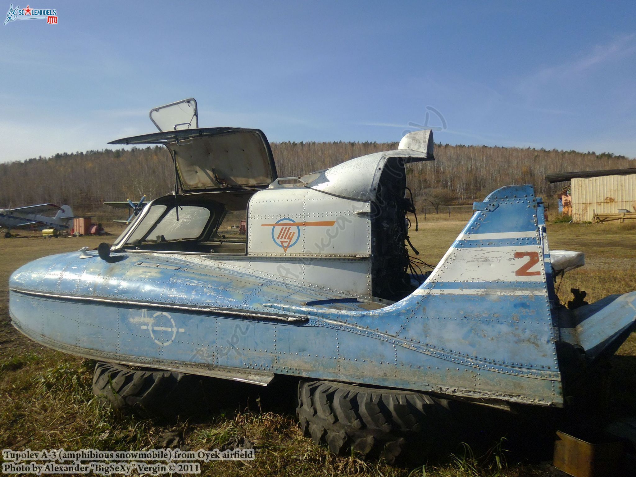 Tupolev A-3 (amphibious snowmobile)_Oyek_010