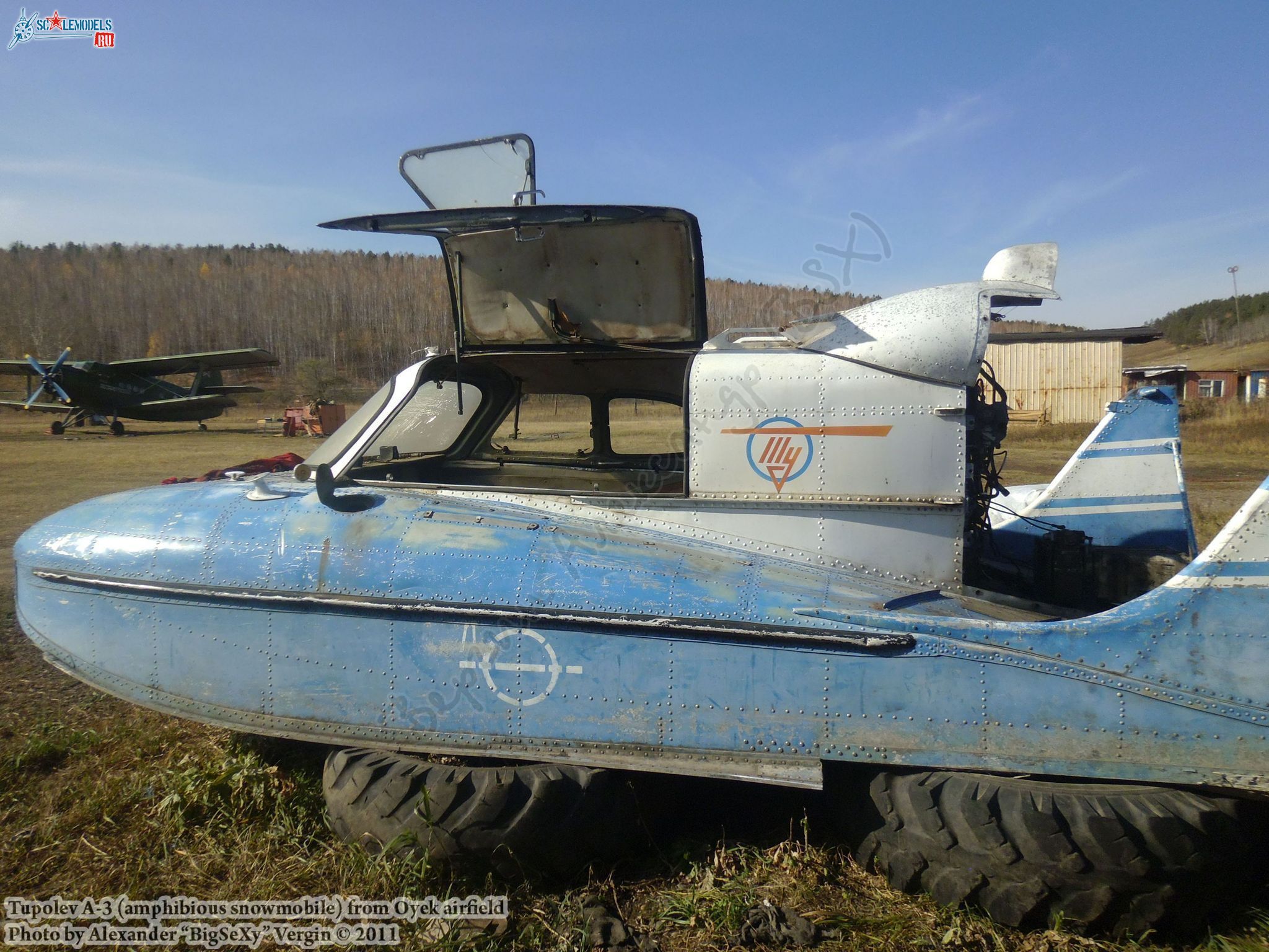 Tupolev A-3 (amphibious snowmobile)_Oyek_011