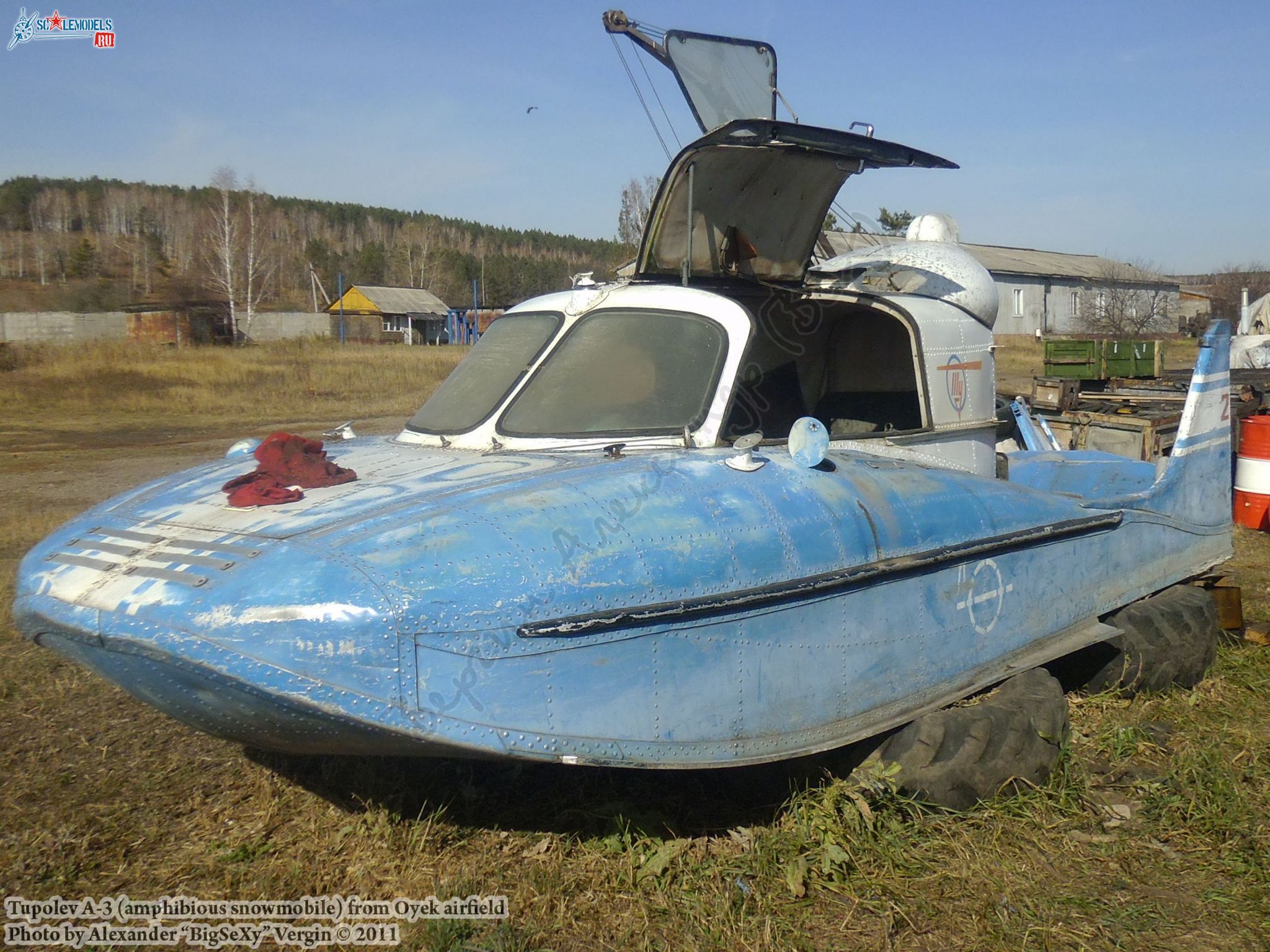 Tupolev A-3 (amphibious snowmobile)_Oyek_012