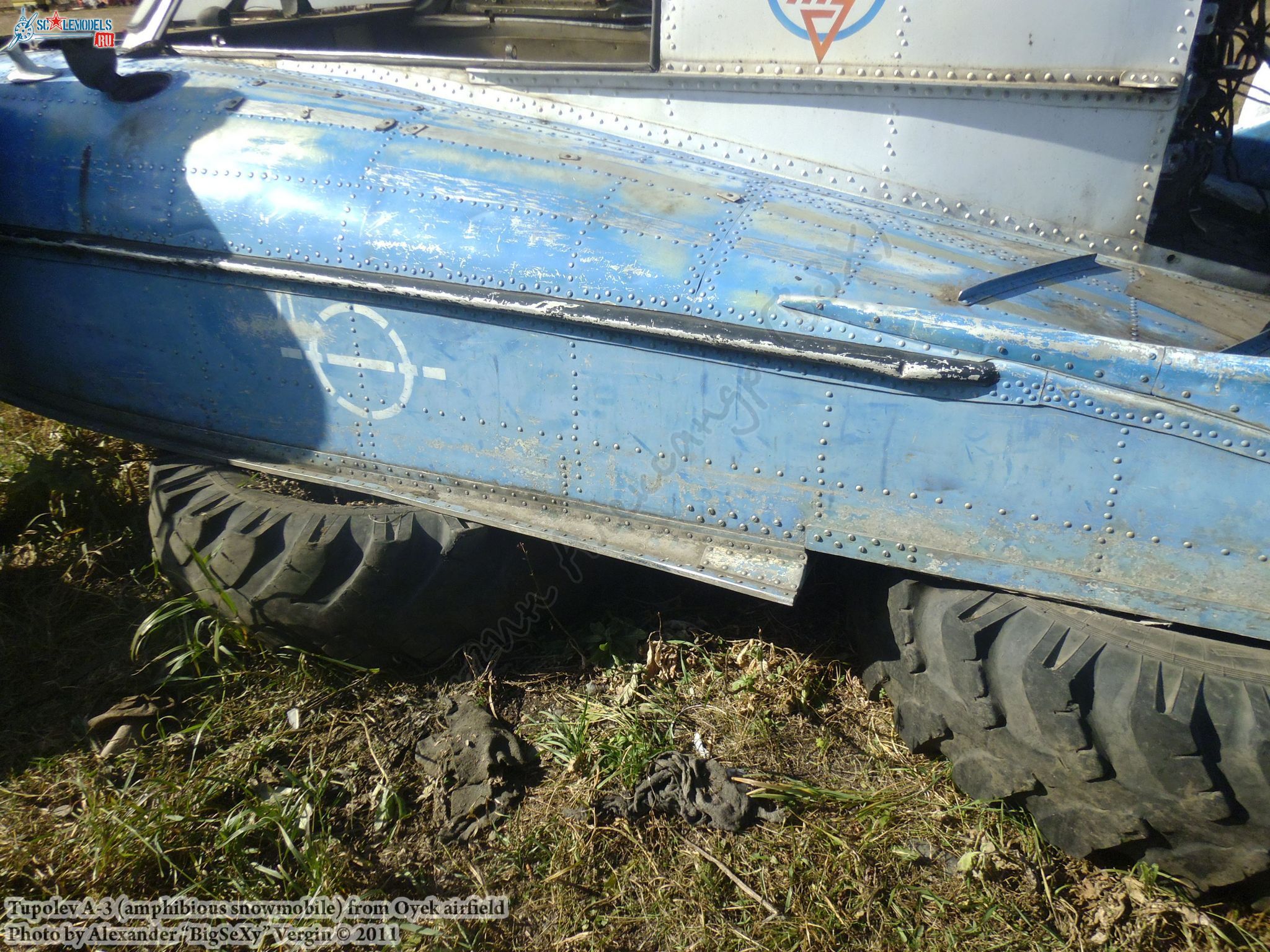 Tupolev A-3 (amphibious snowmobile)_Oyek_019