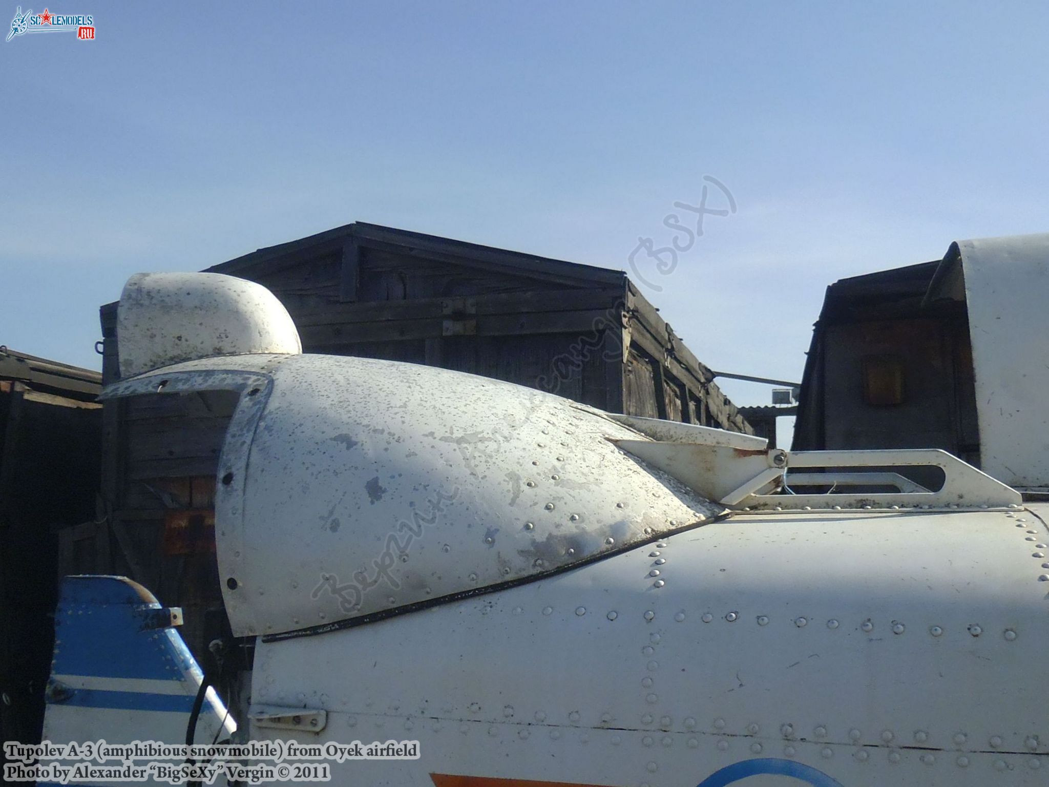 Tupolev A-3 (amphibious snowmobile)_Oyek_050