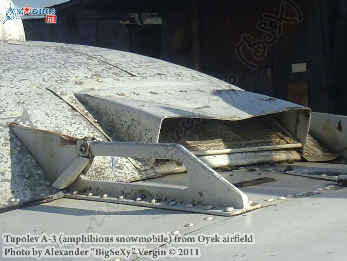 Tupolev A-3 (amphibious snowmobile)_Oyek_053