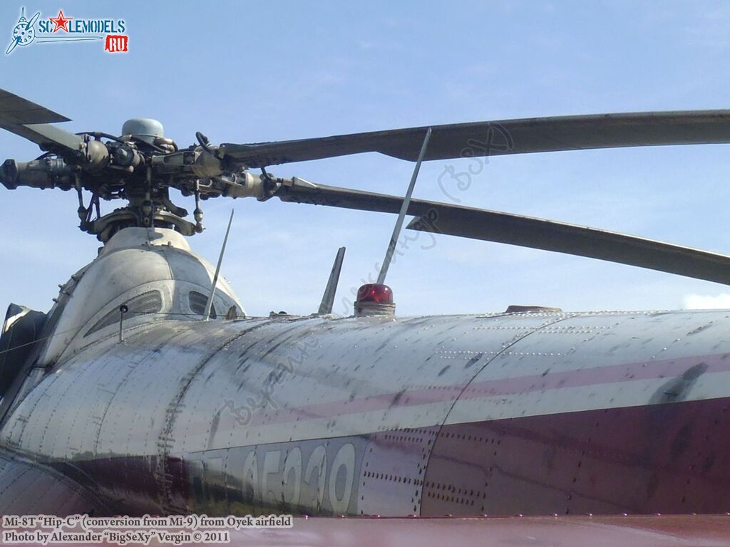 Mi-8T (conversion from Mi-9)_Oyek_037