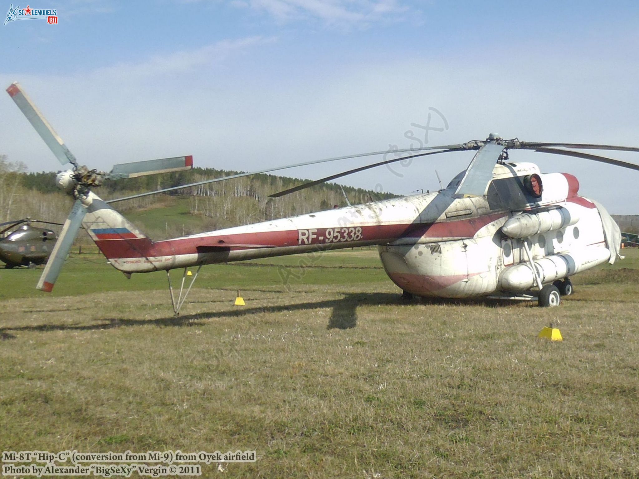 Mi-8T (conversion from Mi-9)_Oyek_014