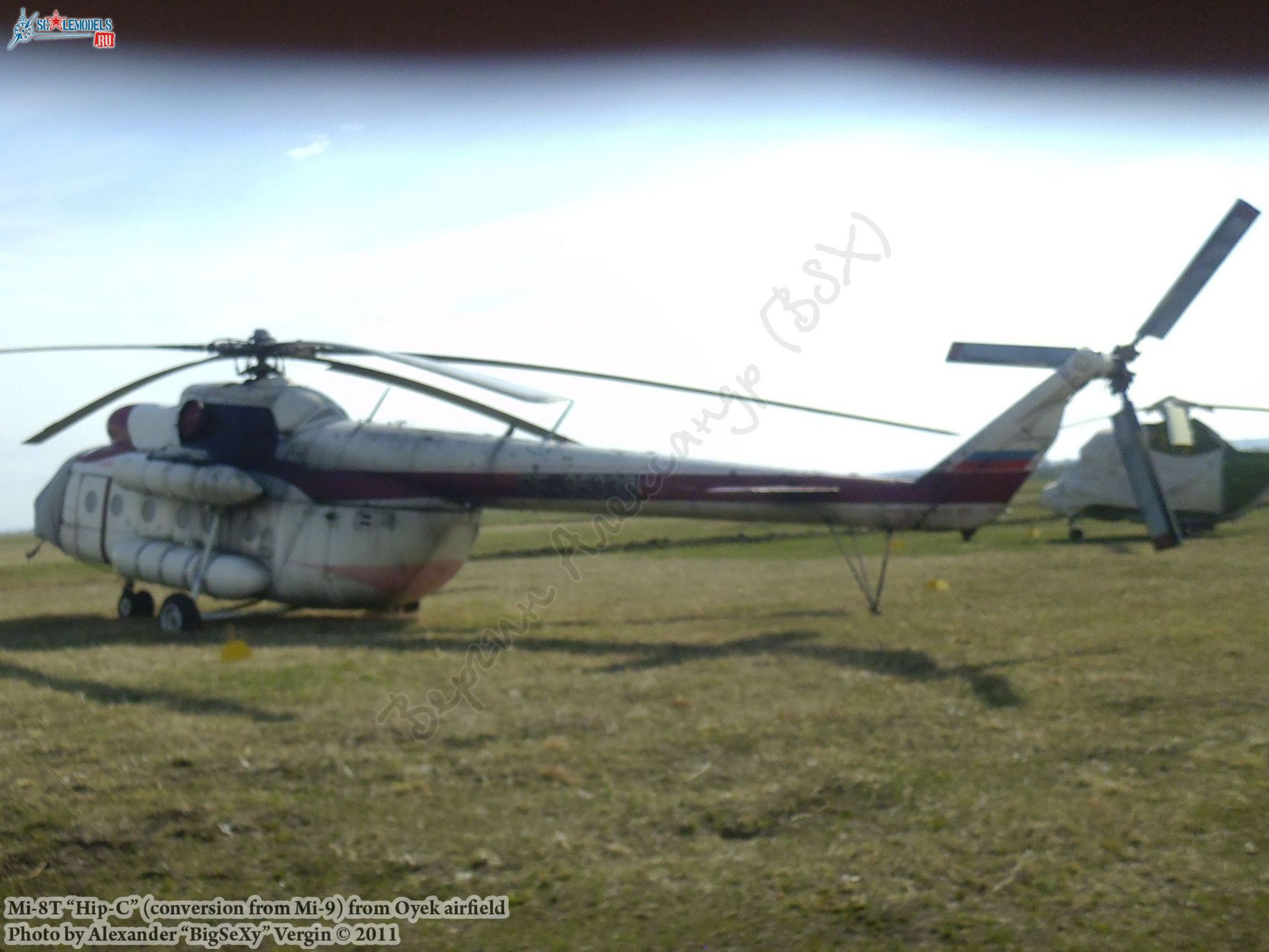 Mi-8T (conversion from Mi-9)_Oyek_020