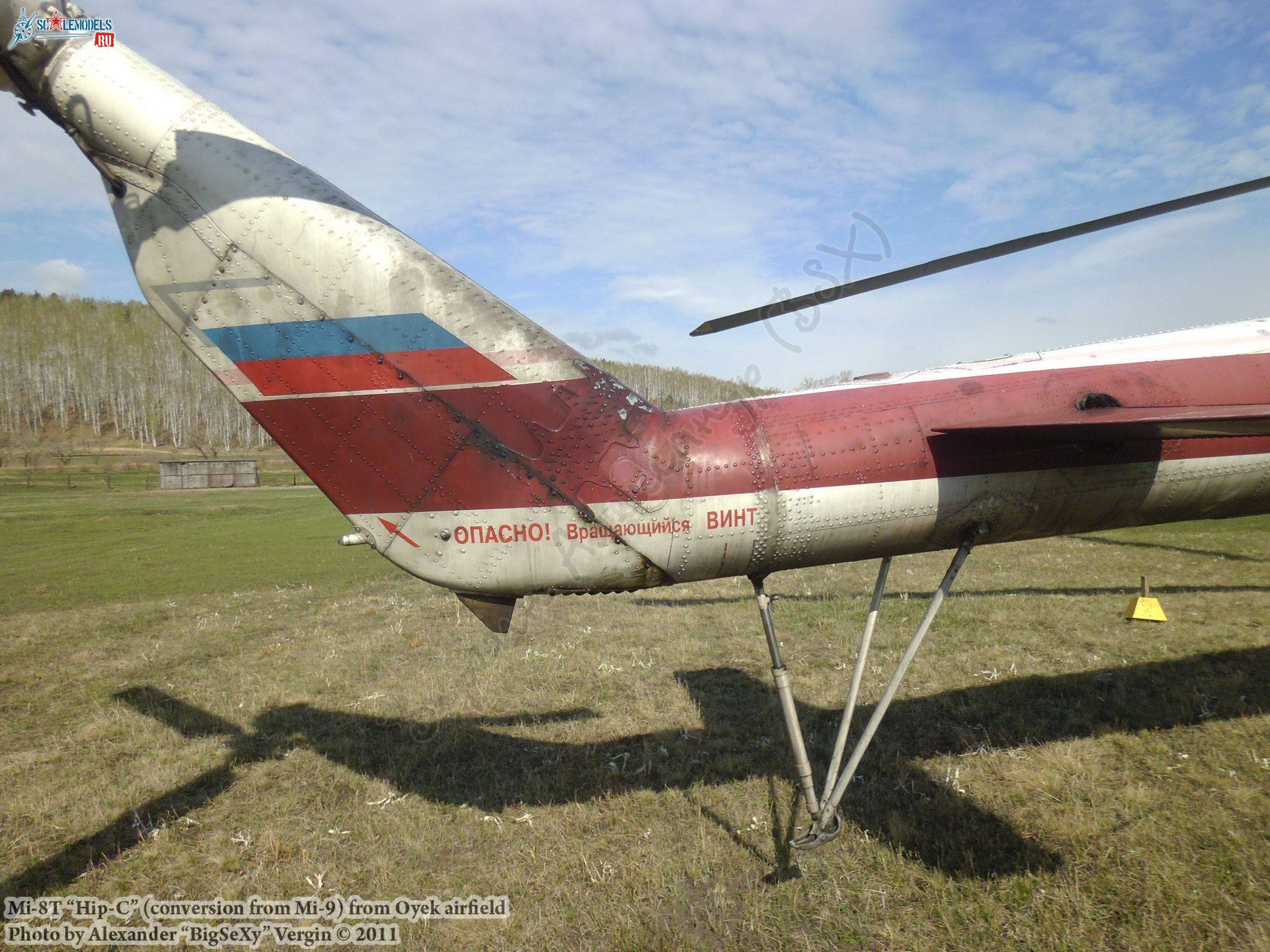 Mi-8T (conversion from Mi-9)_Oyek_046