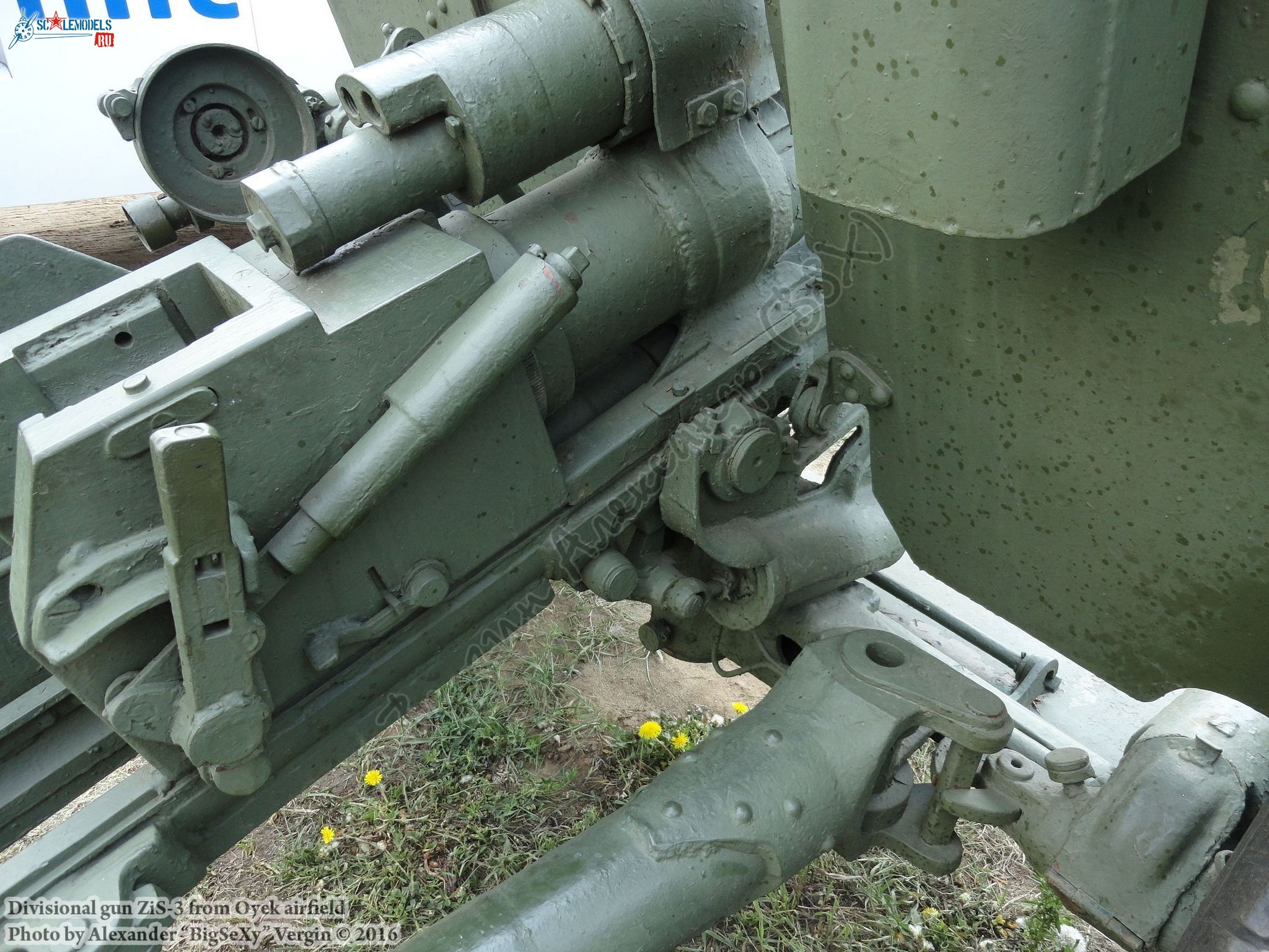 Divisional gun ZiS-3_Oyek_043