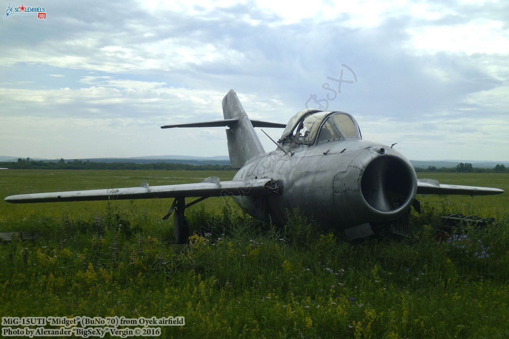 MiG-15UTI (BuNo 70)_Oyek_111