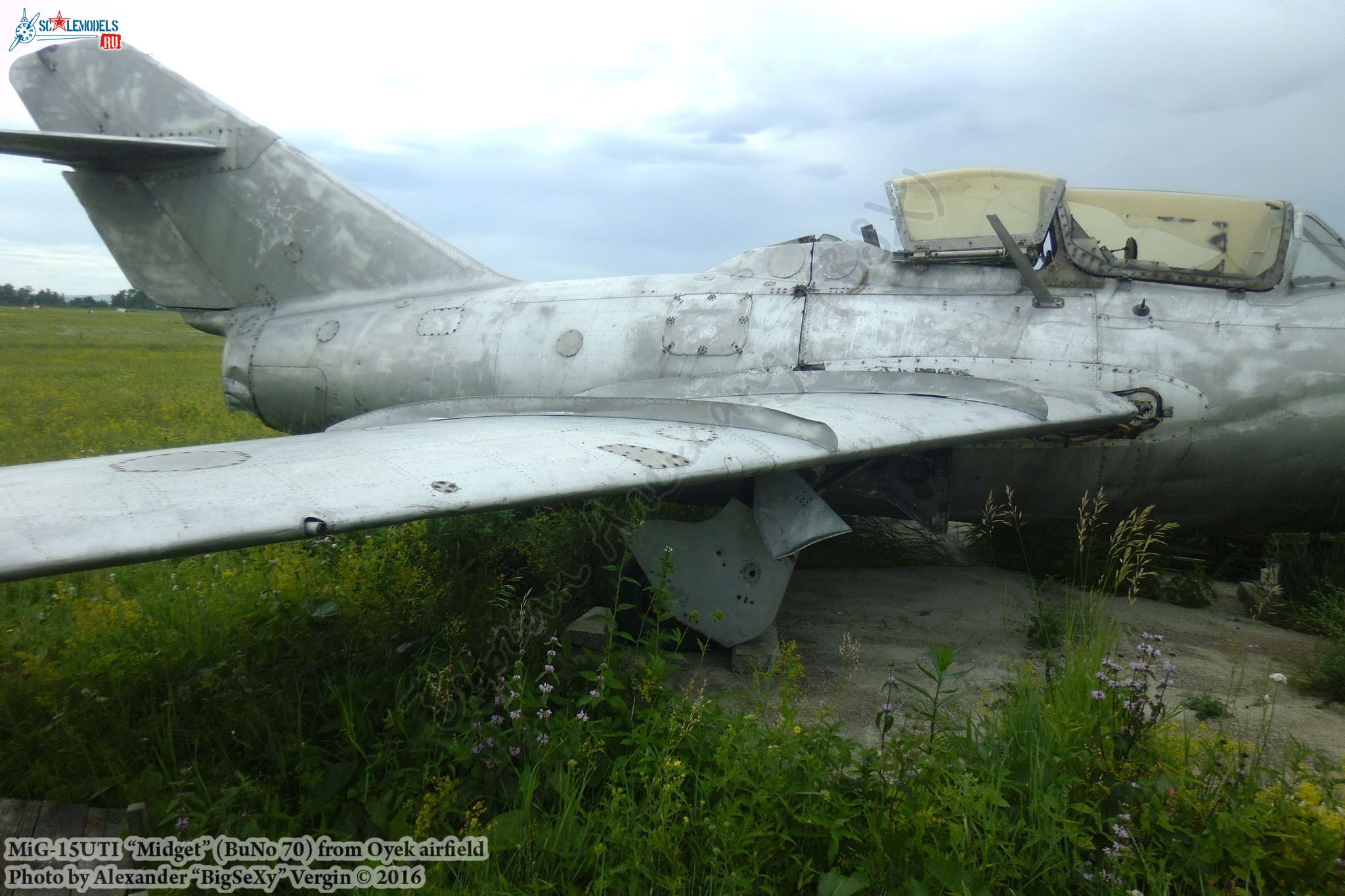 MiG-15UTI (BuNo 70)_Oyek_124