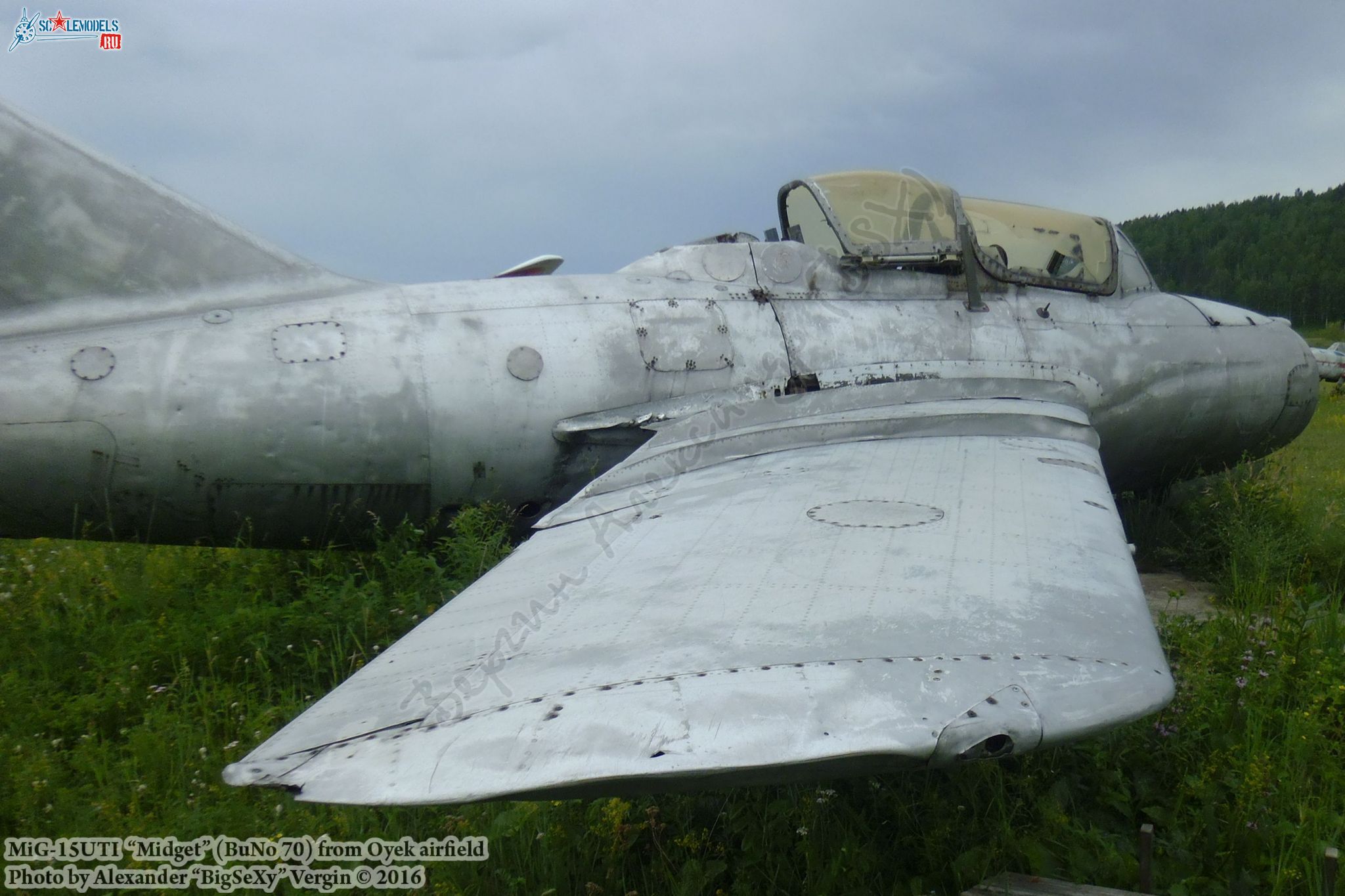 MiG-15UTI (BuNo 70)_Oyek_143