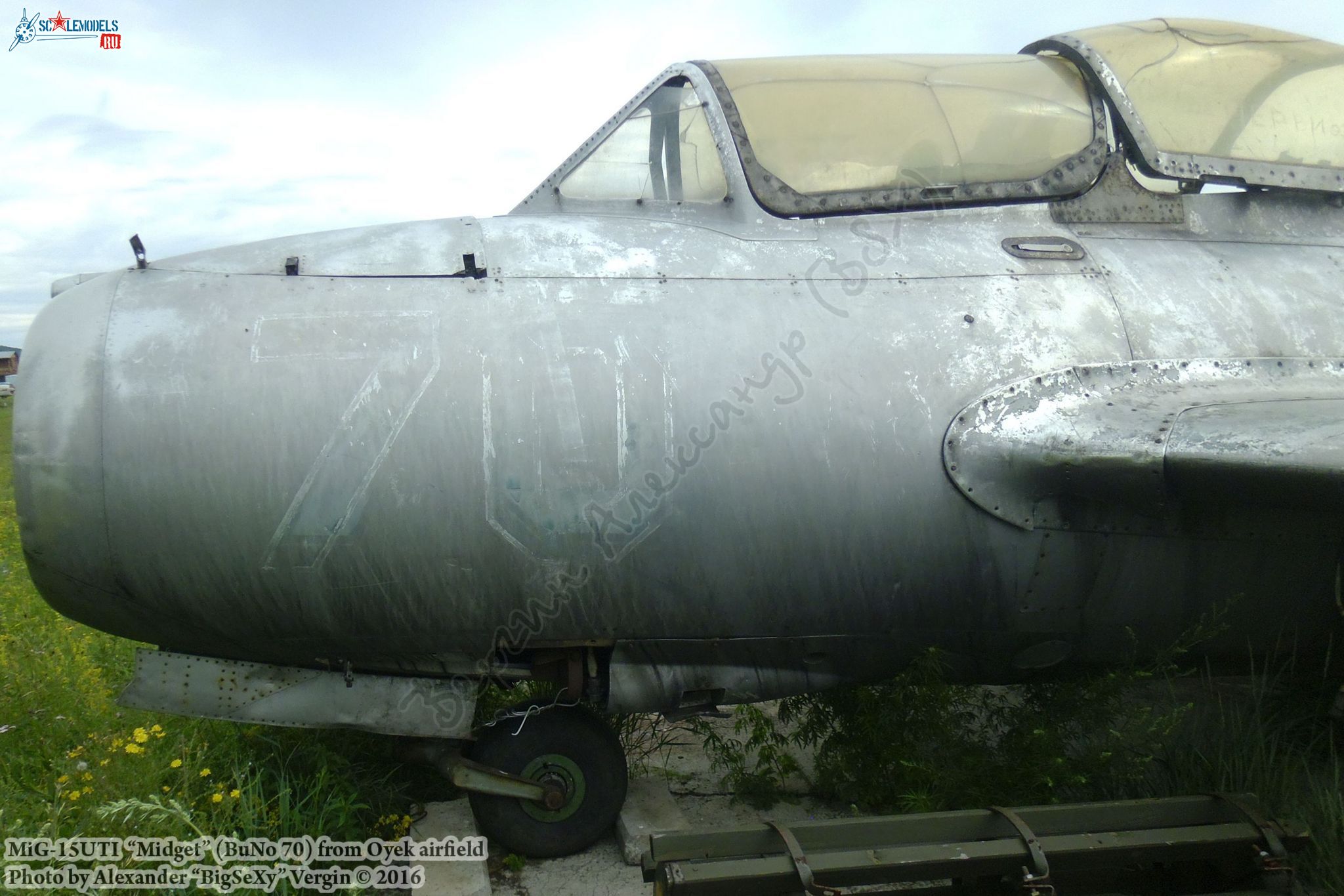 MiG-15UTI (BuNo 70)_Oyek_187