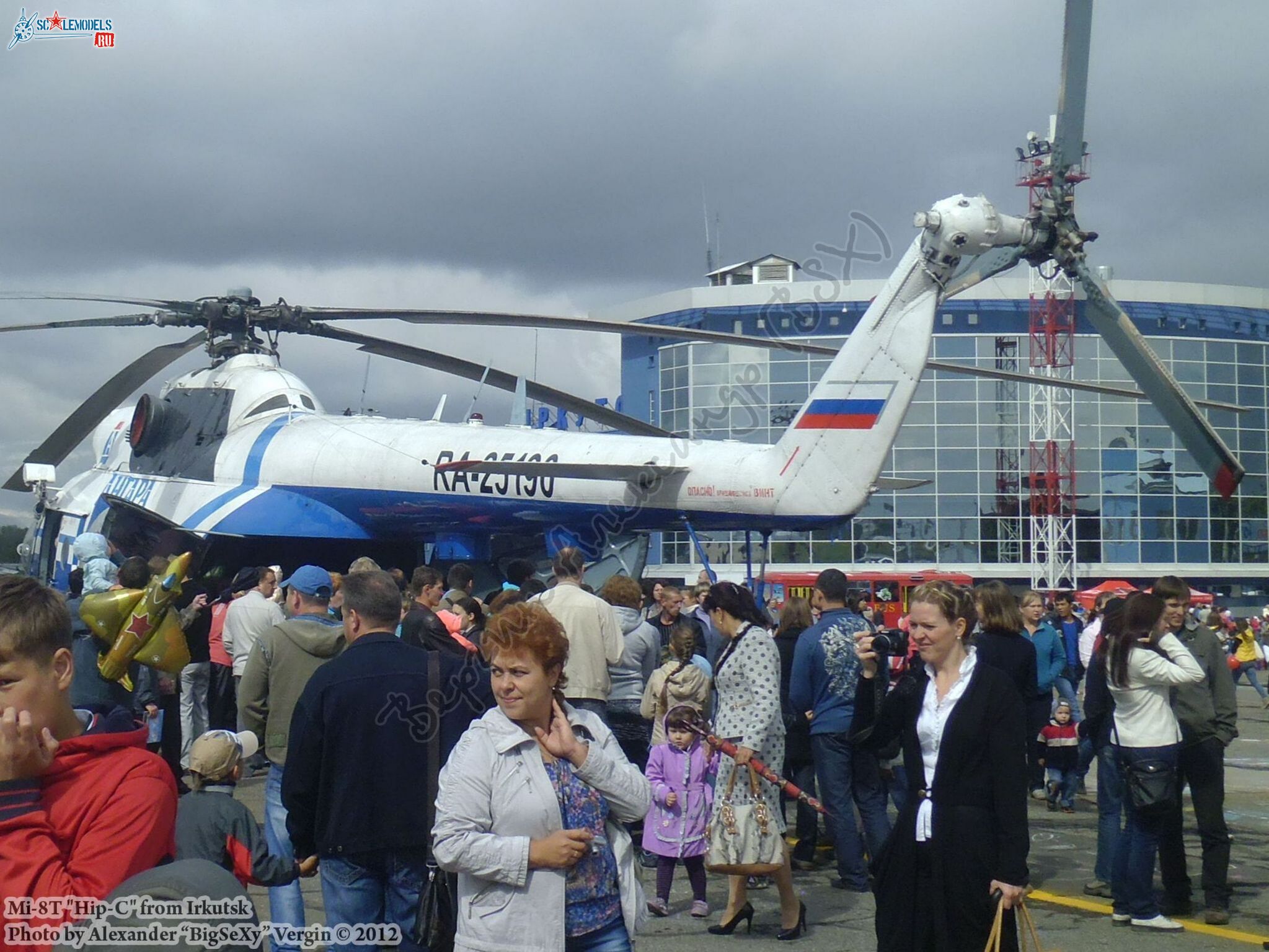 Mi-8T (RA-25190)_Irkutsk_012