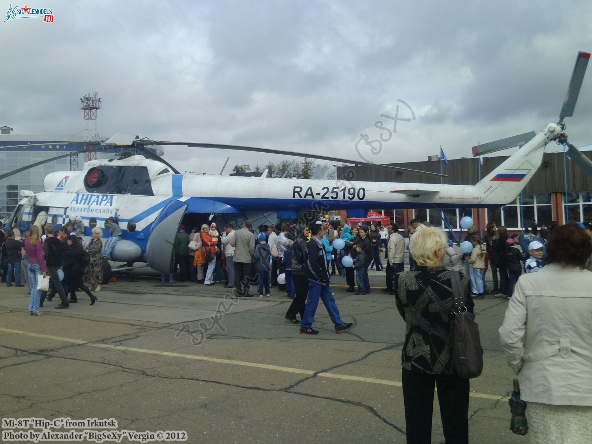 Mi-8T (RA-25190)_Irkutsk_014