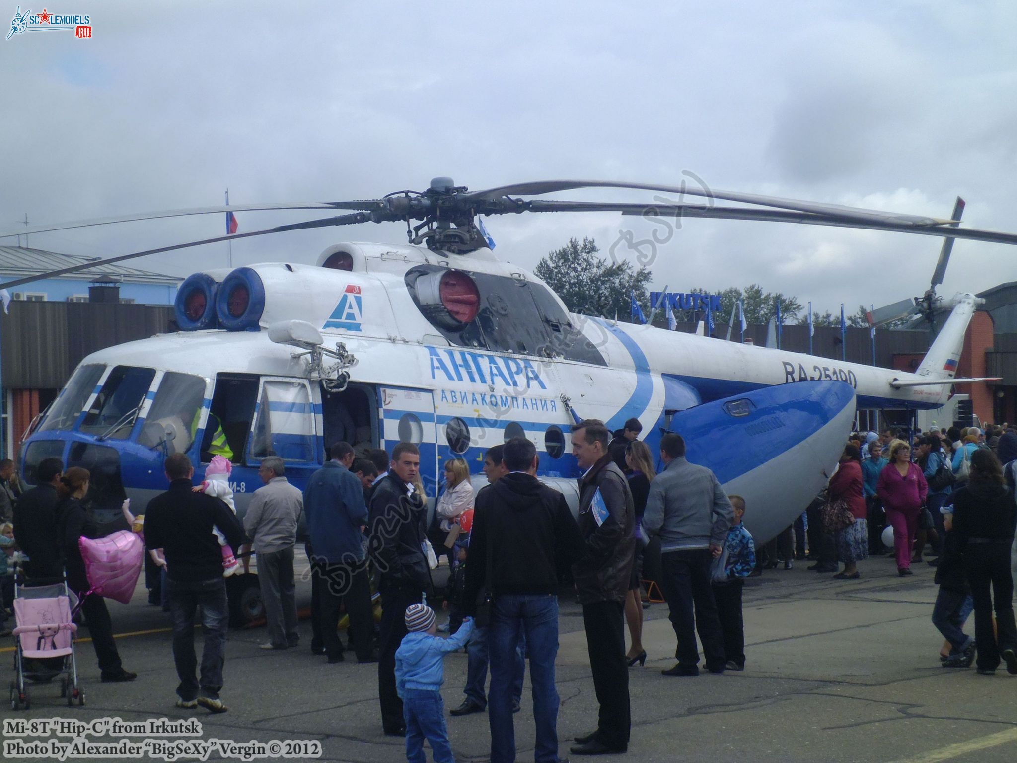 Mi-8T (RA-25190)_Irkutsk_001
