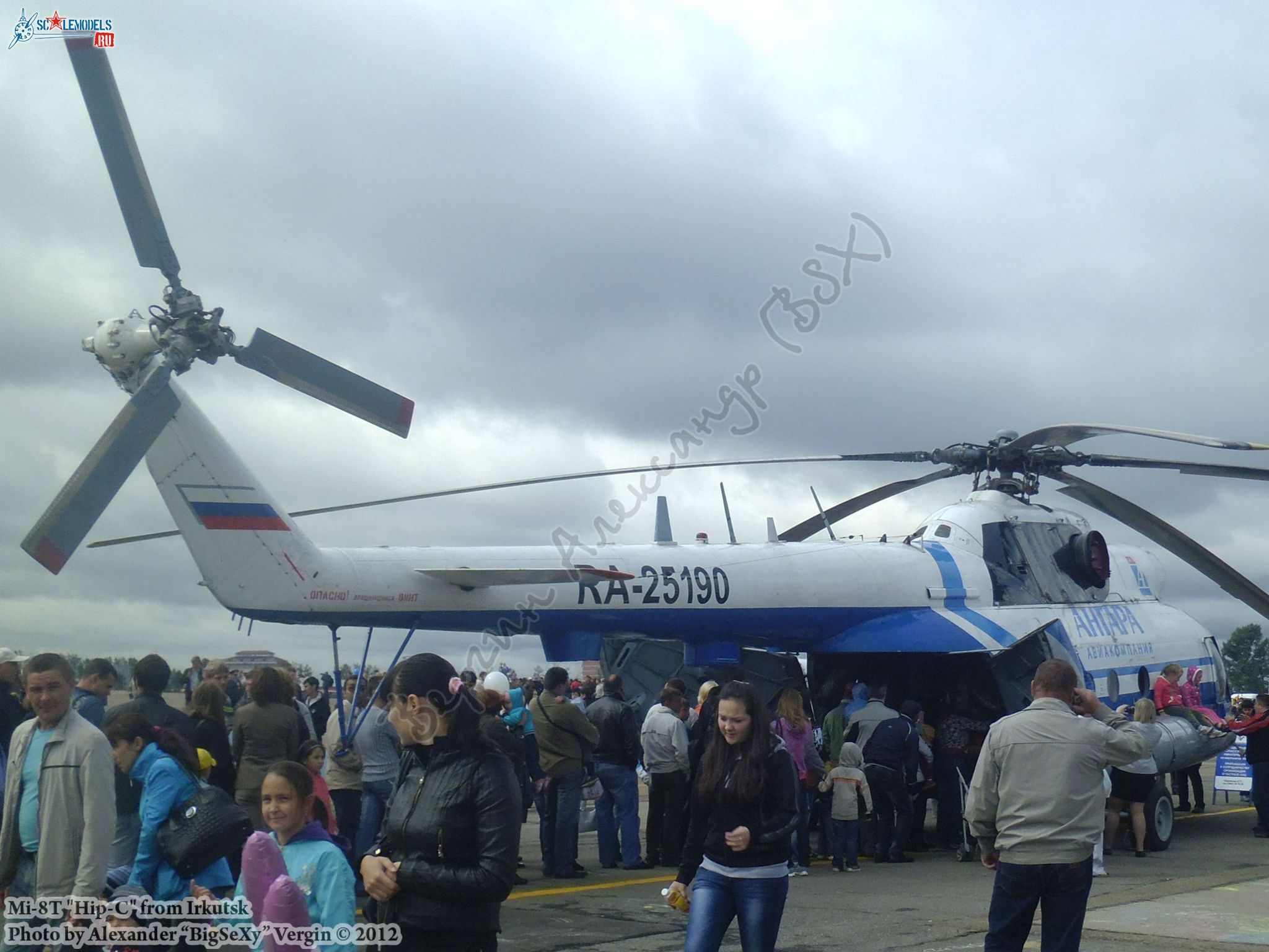 Mi-8T (RA-25190)_Irkutsk_009