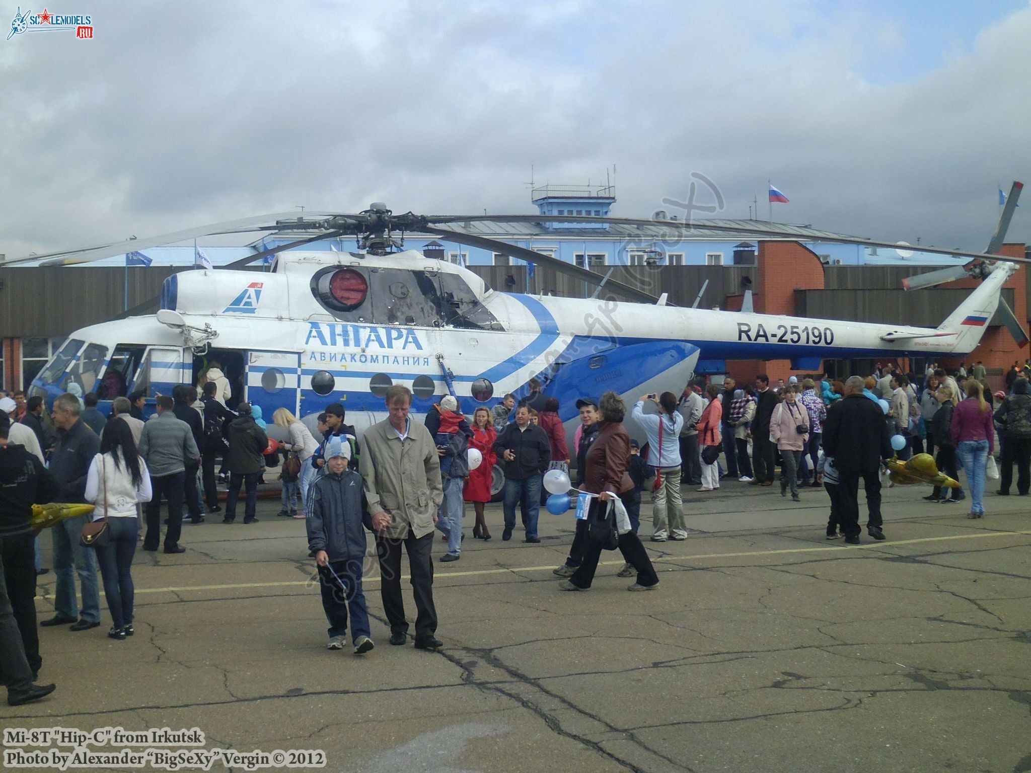 Mi-8T (RA-25190)_Irkutsk_017