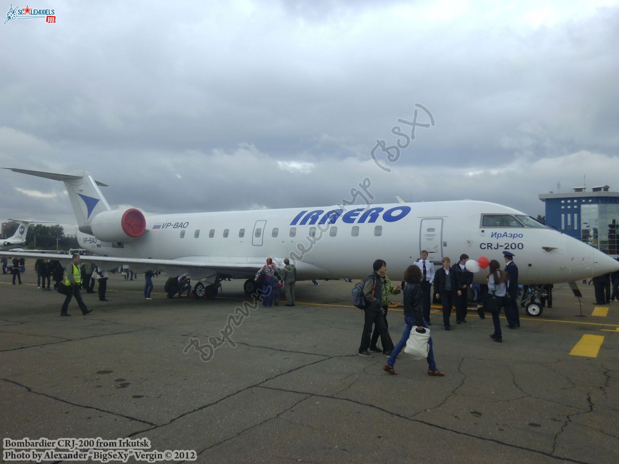 CRJ-200 (VP-BAO)_Irkutsk_004