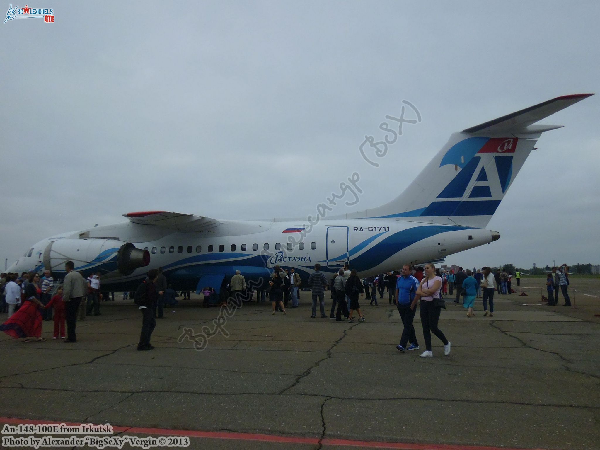 An-148-100Е (RA-61711)_Irkutsk_005