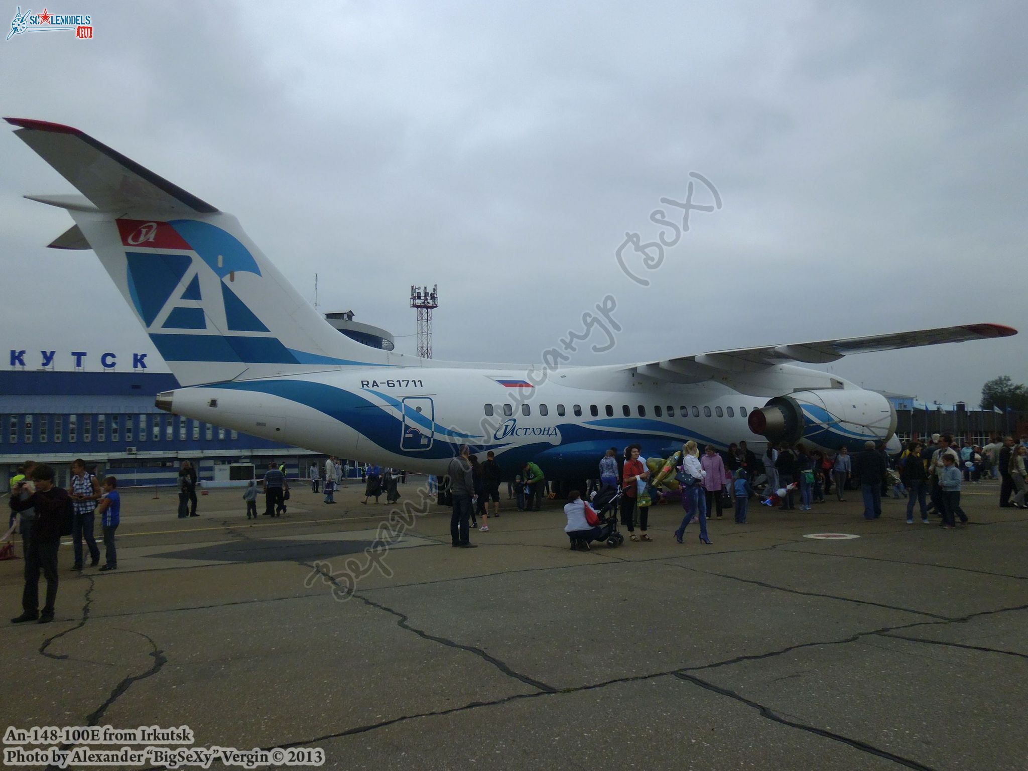 An-148-100Е (RA-61711)_Irkutsk_017