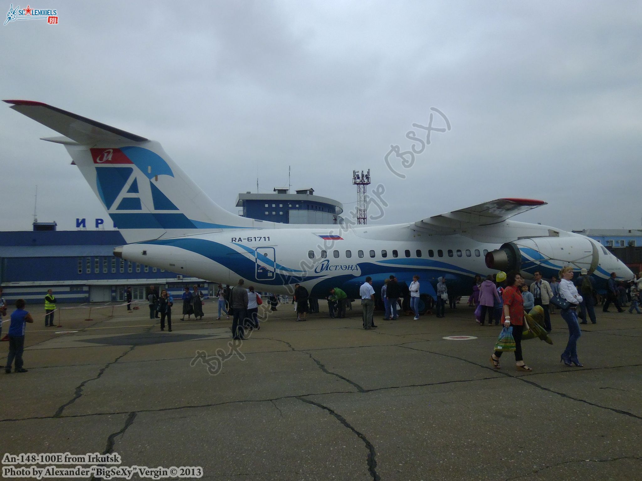 An-148-100Е (RA-61711)_Irkutsk_018