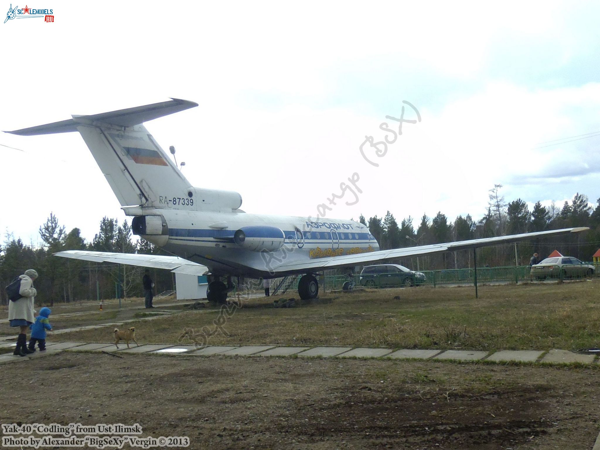 Yak-40 (RA-87339)_Ust-Ilimsk_014