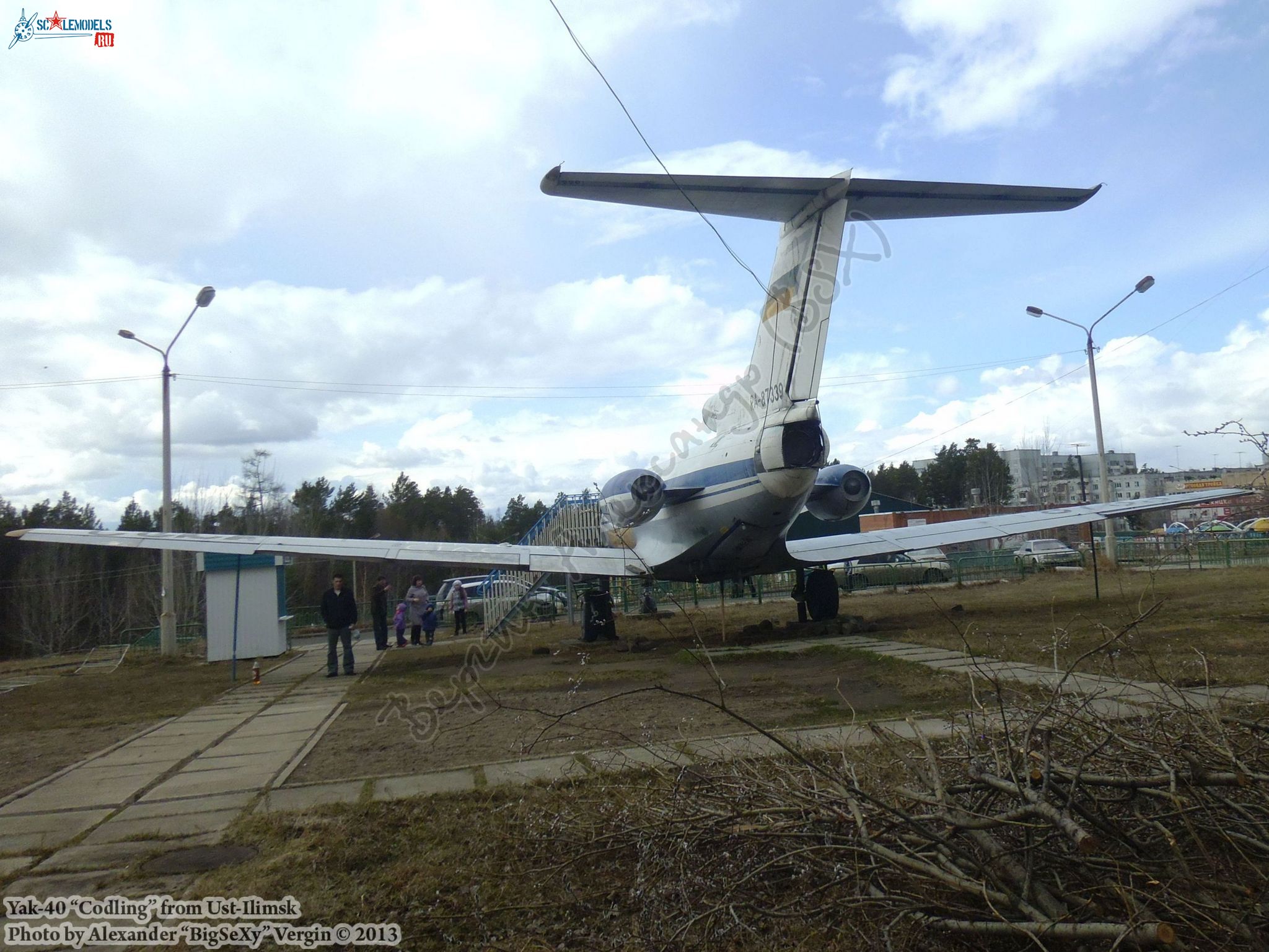 Yak-40 (RA-87339)_Ust-Ilimsk_017