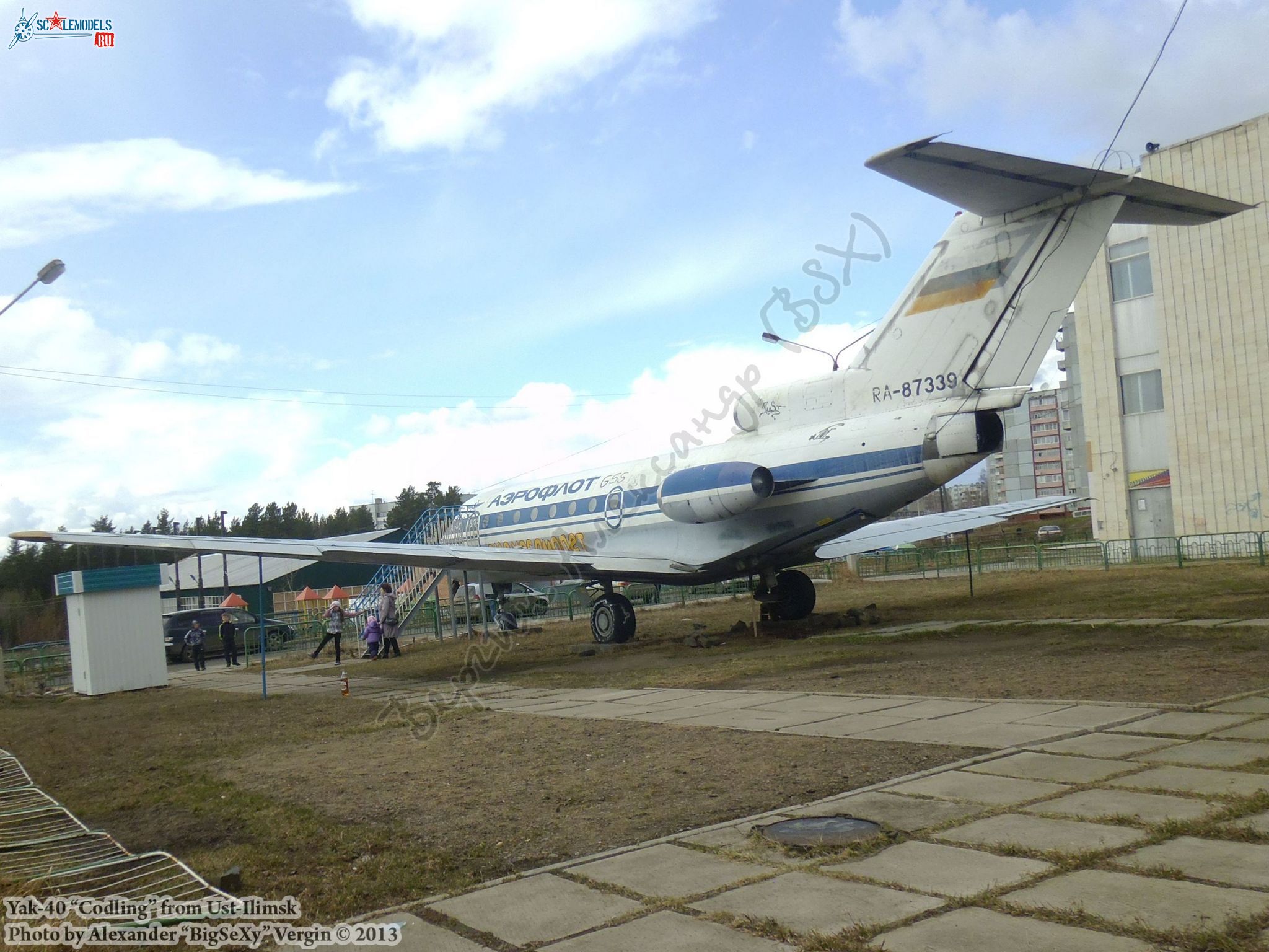 Yak-40 (RA-87339)_Ust-Ilimsk_019