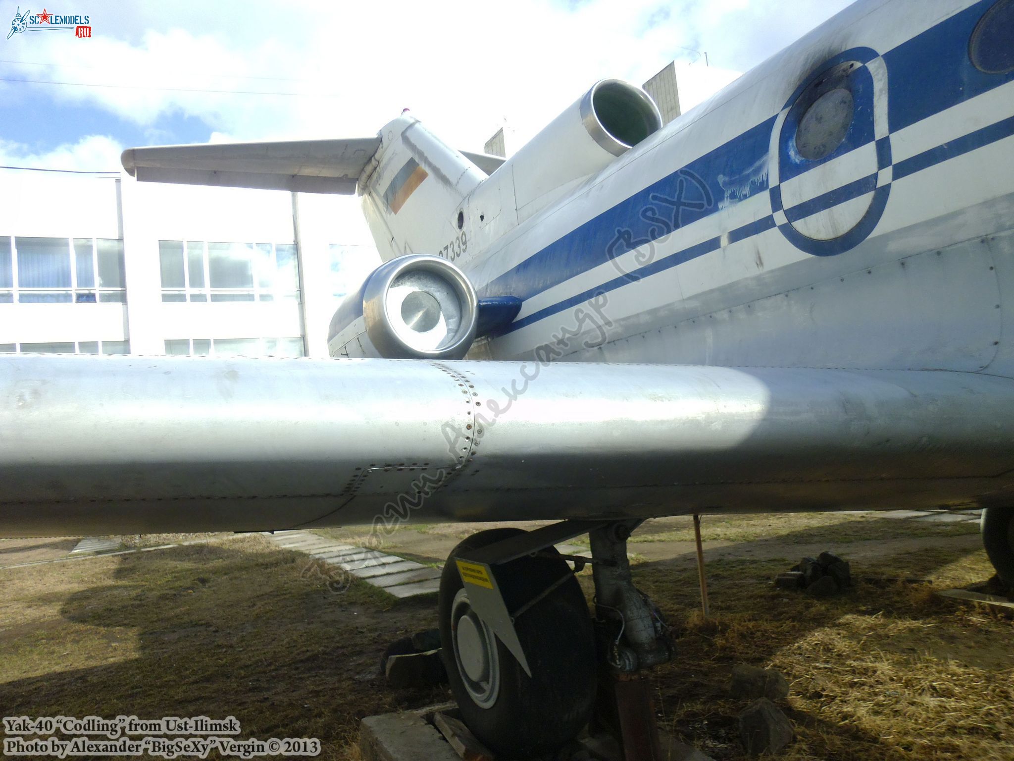 Yak-40 (RA-87339)_Ust-Ilimsk_095