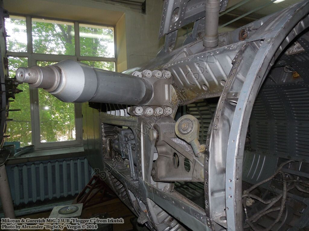MiG-23UB_288
