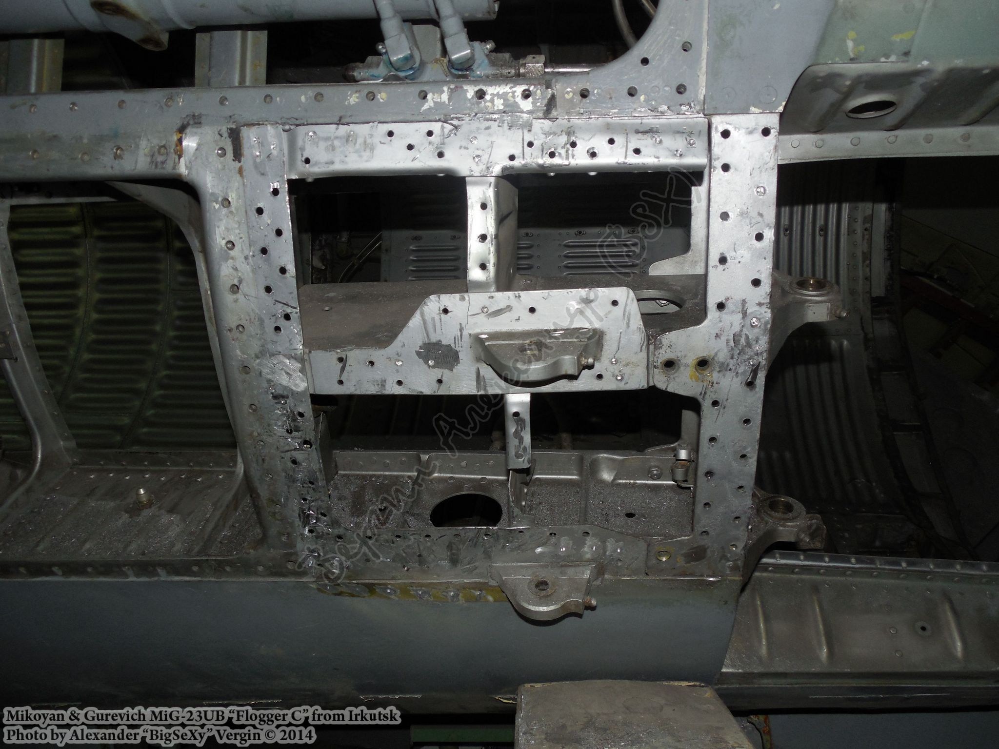 MiG-23UB_292