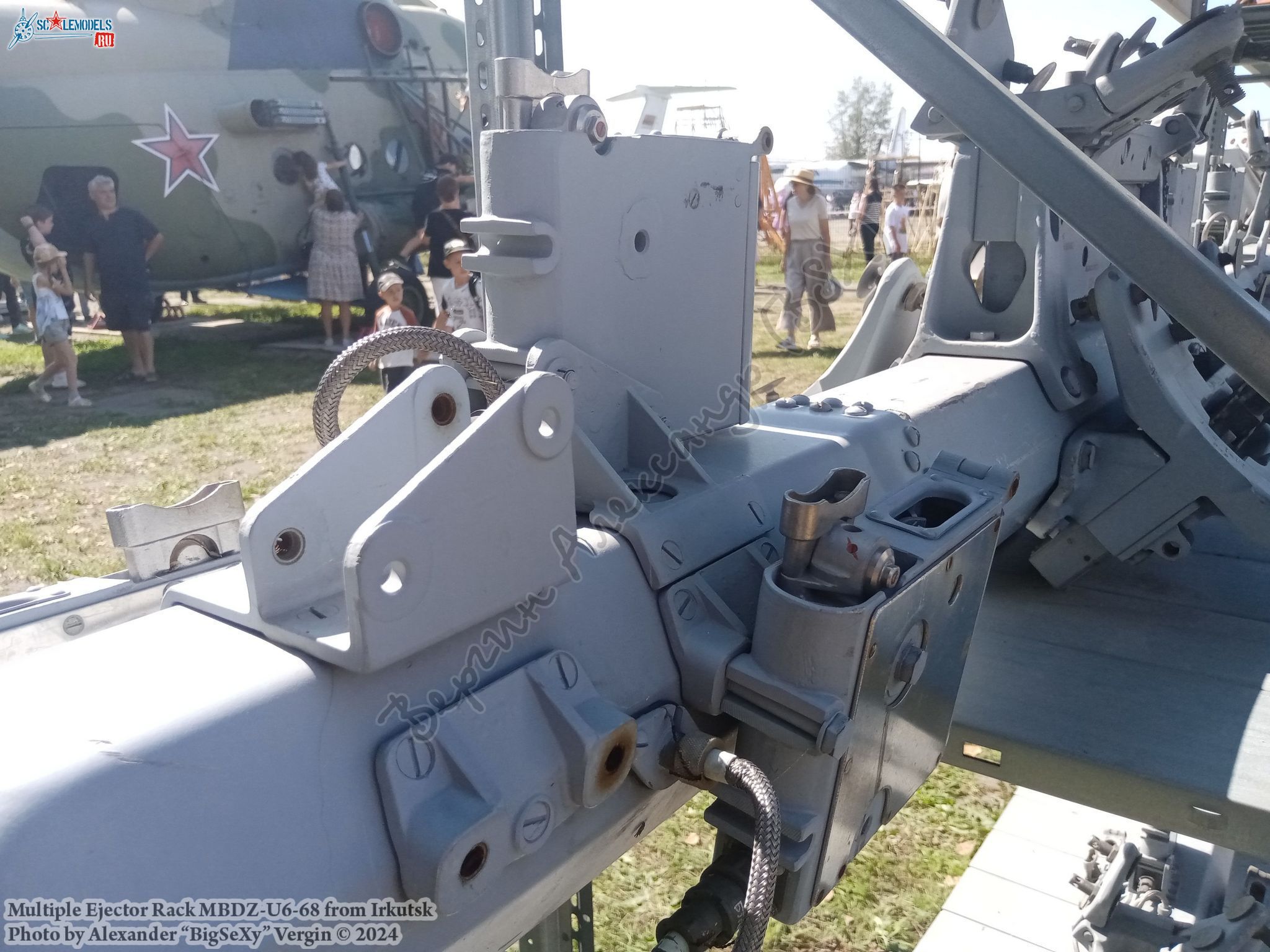MBDZ-U6-68_035