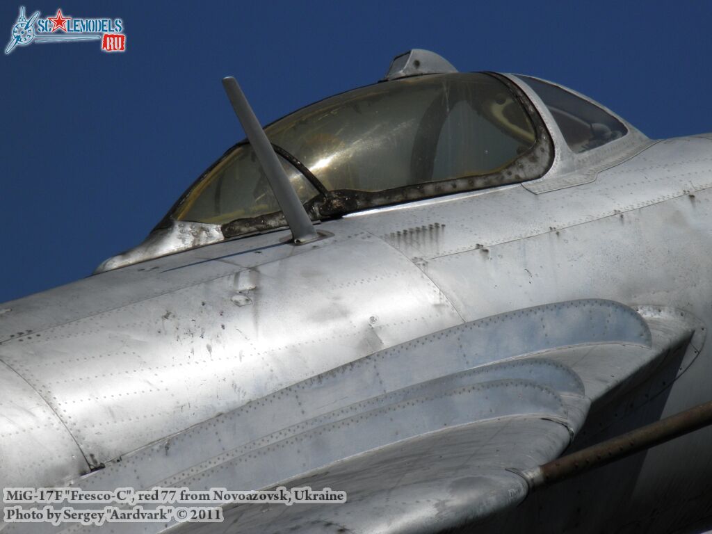 mig-17f_0030.jpg