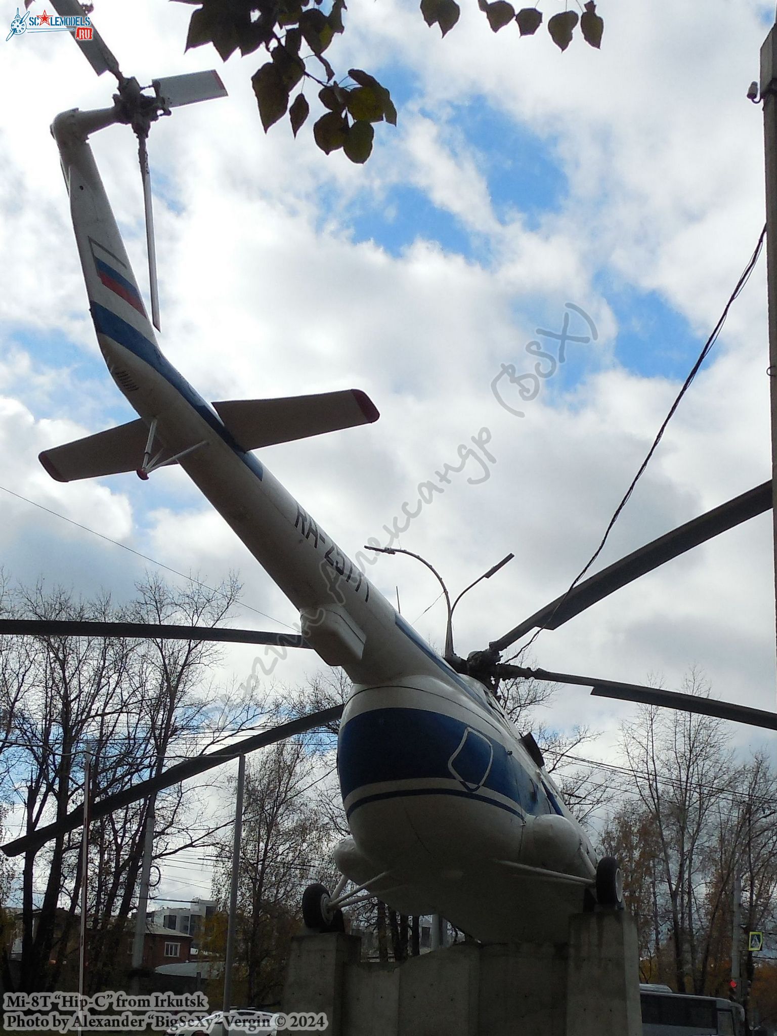 Mi-8T (RA-25771)_MGTU GA_015