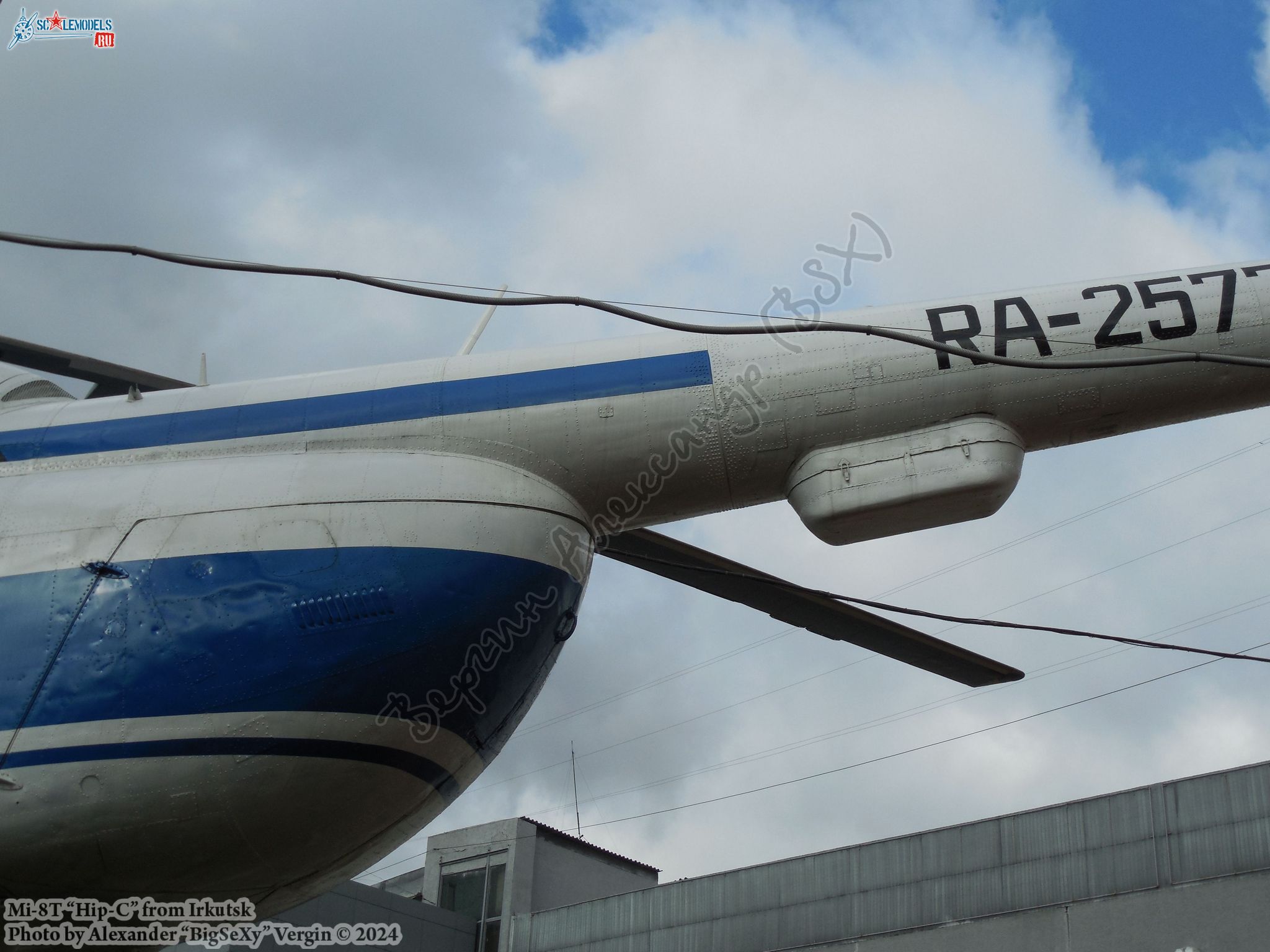 Mi-8T (RA-25771)_MGTU GA_038