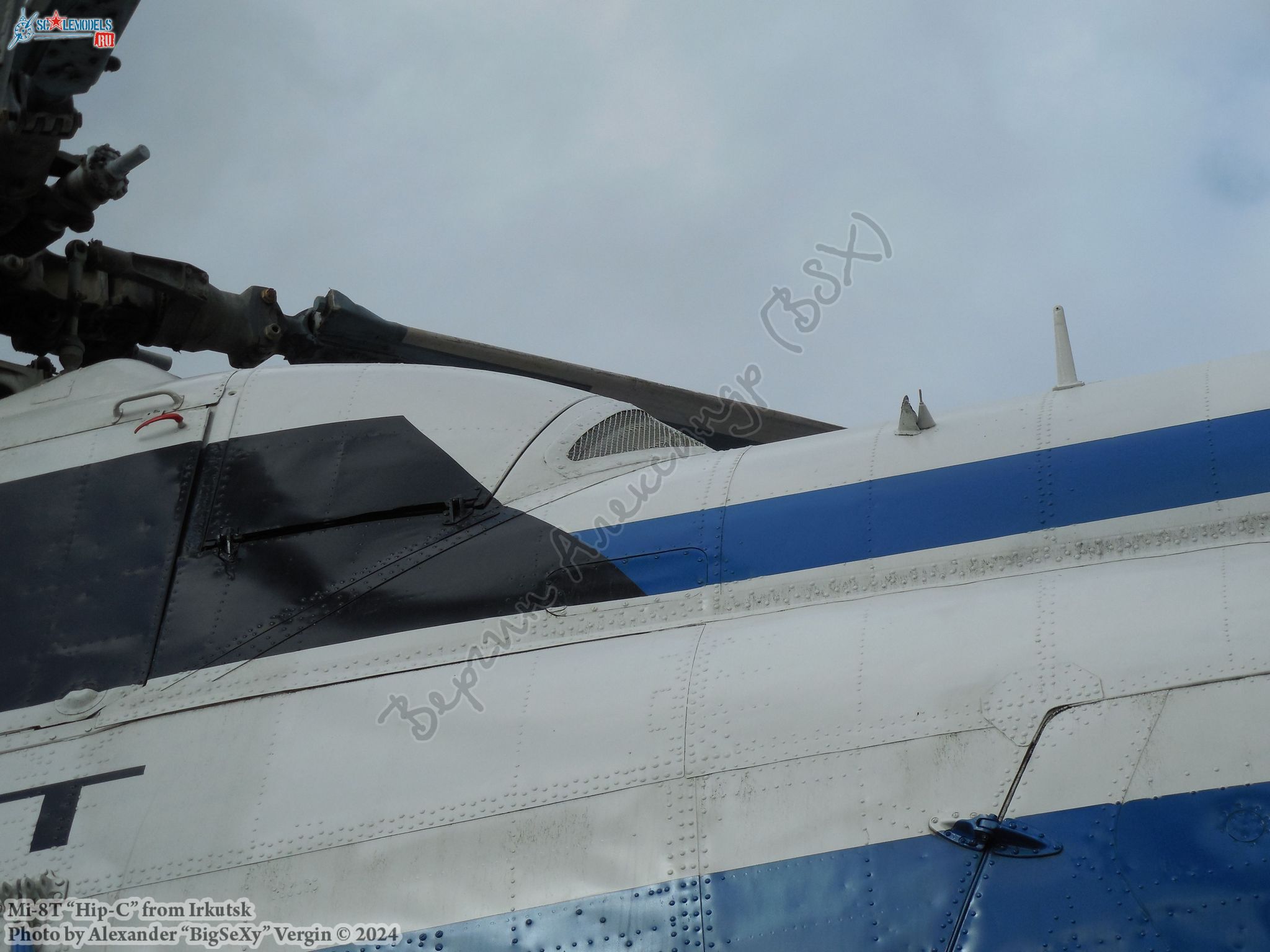 Mi-8T (RA-25771)_MGTU GA_043